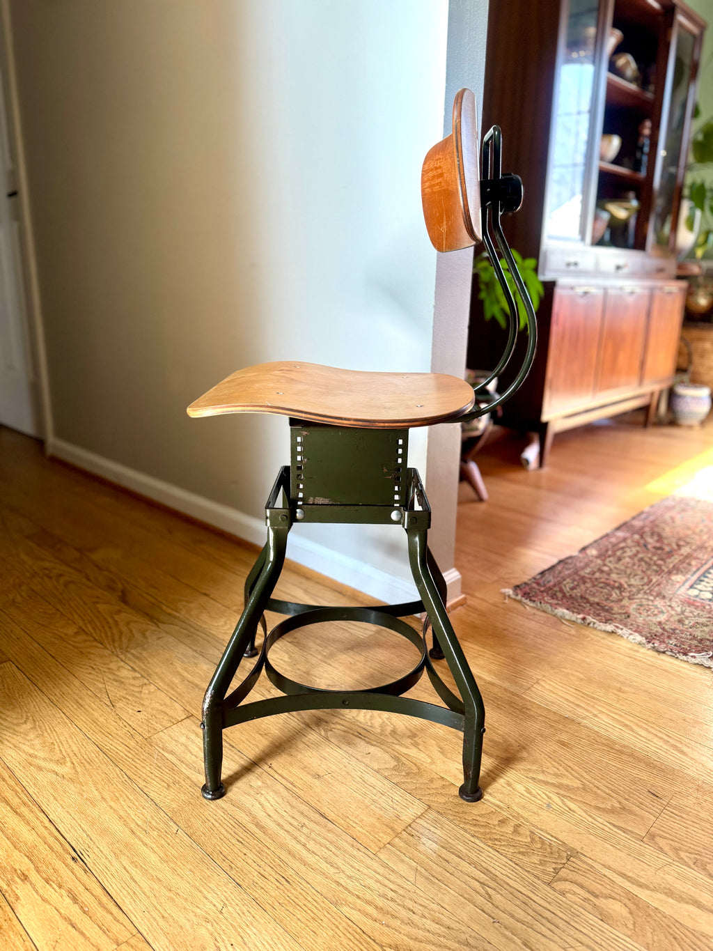 Vtg Metal Industrial Adjustable Drafting Chair | Toledo Industrial Chair