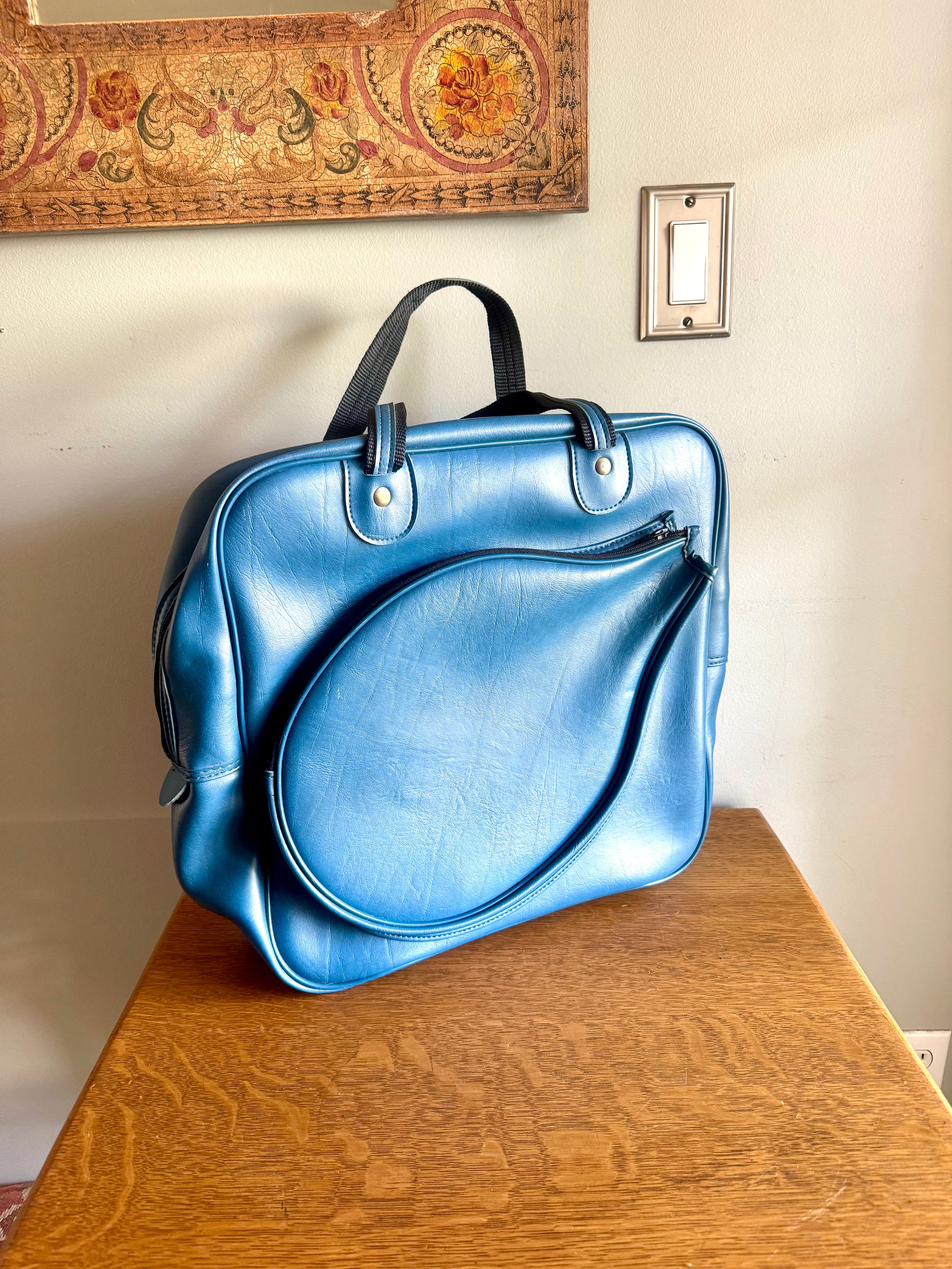 Vtg 60's Blue Vinyl Tennis Bag with Racket Storage