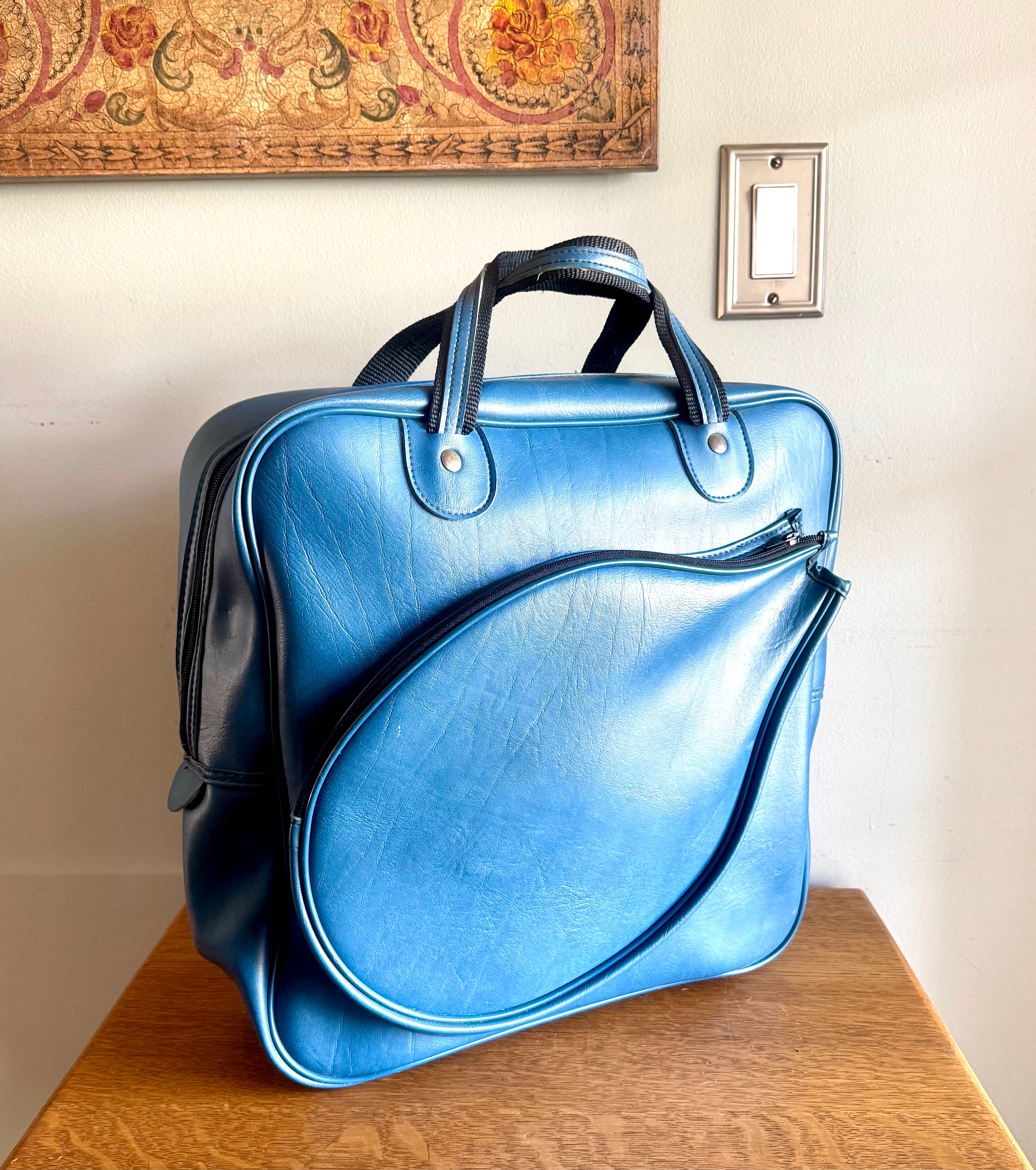 Vtg 60's Blue Vinyl Tennis Bag with Racket Storage