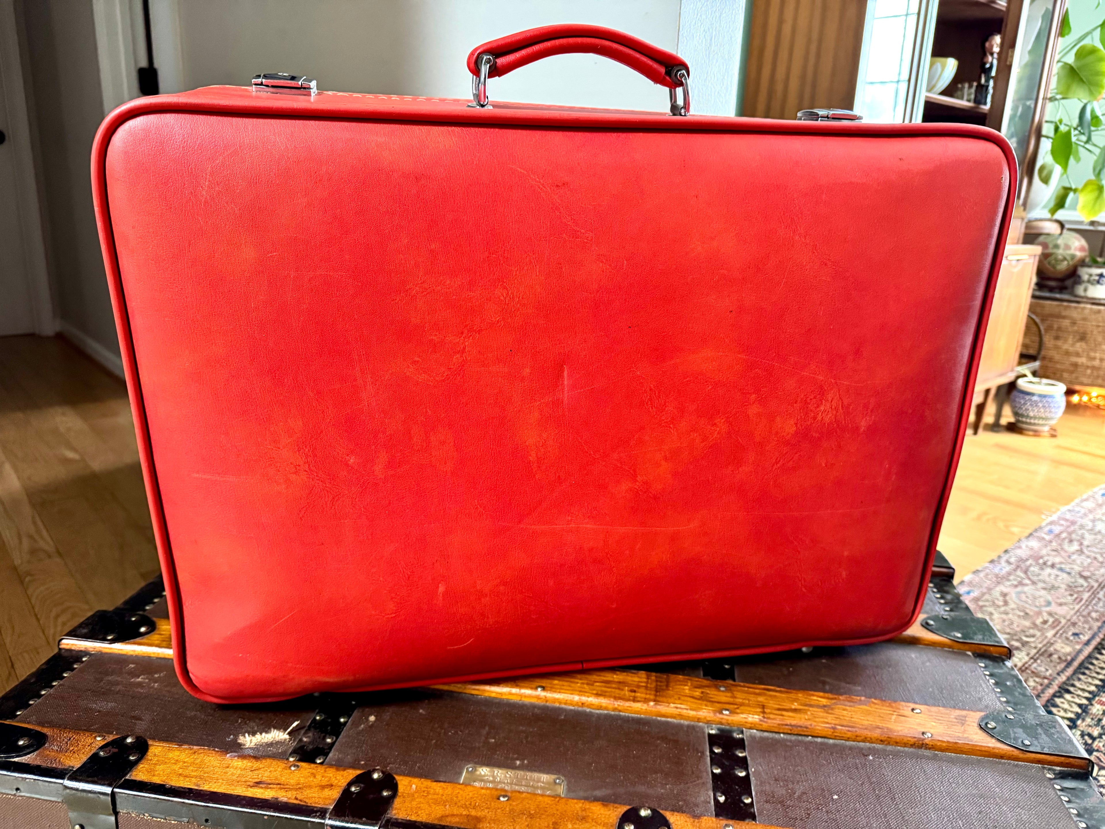 Vtg Large Red Marble Vinyl Suitcase | Pink Interior Red Suitcase