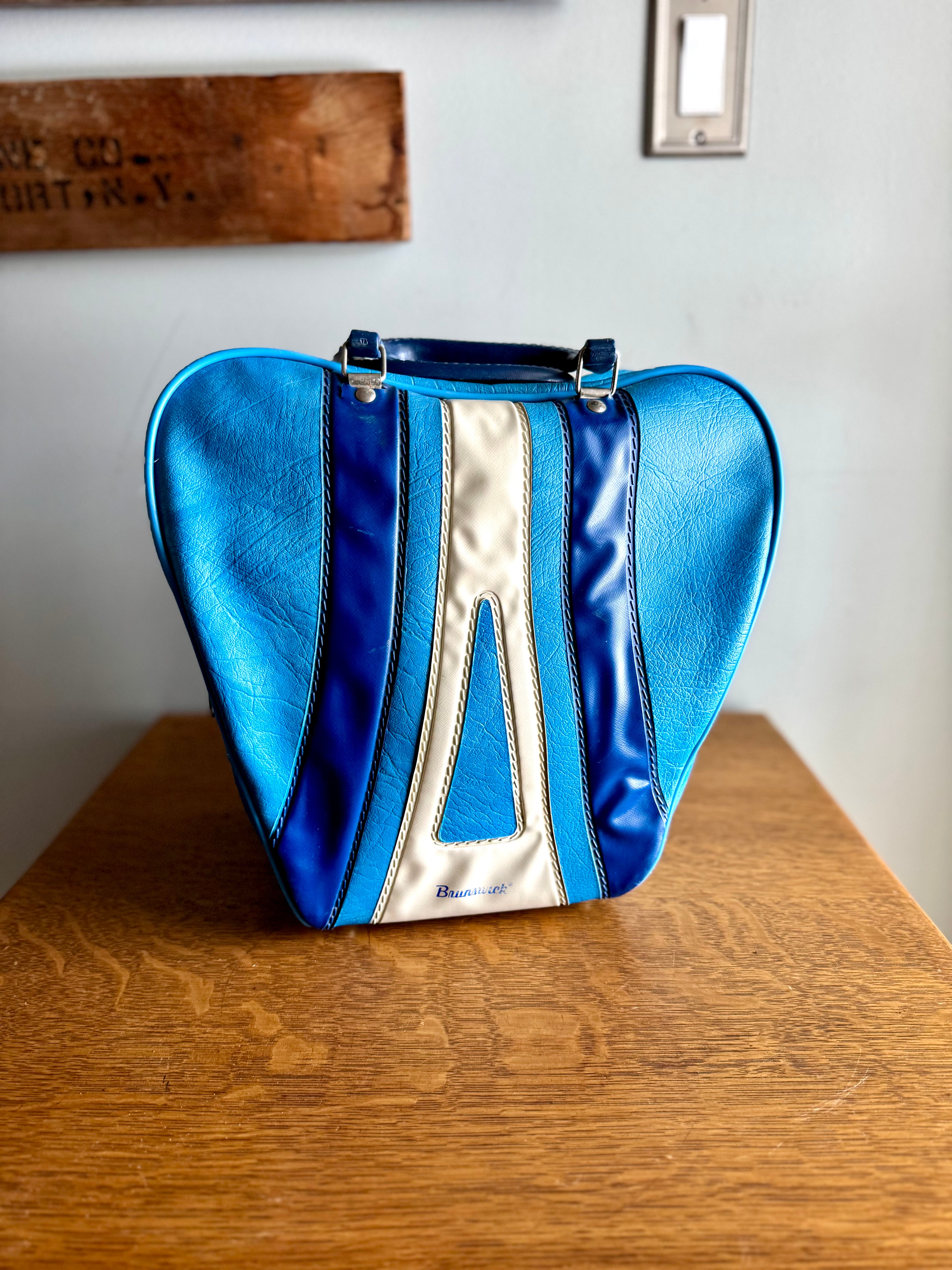 Retro Brunswick Blue and White Vinyl Faux Leather Bowling Bag | Vtg Blue & White Bowling Bag