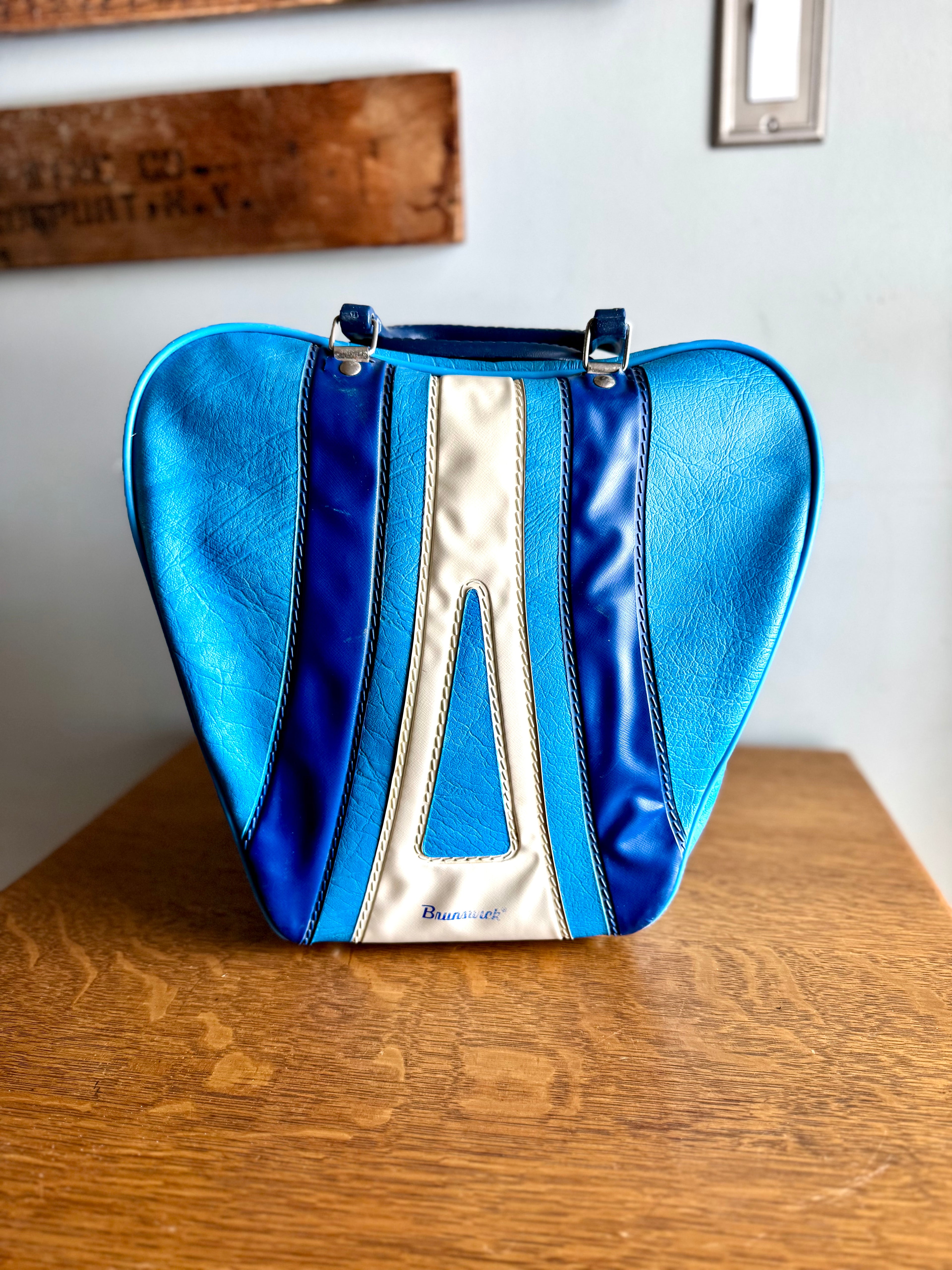 Retro Brunswick Blue and White Vinyl Faux Leather Bowling Bag | Vtg Blue & White Bowling Bag