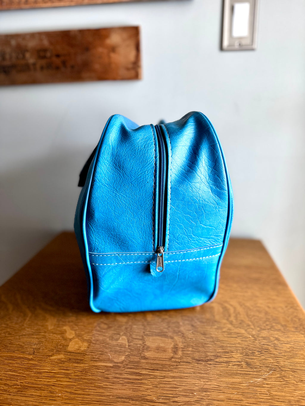 Retro Brunswick Blue and White Vinyl Faux Leather Bowling Bag | Vtg Blue & White Bowling Bag
