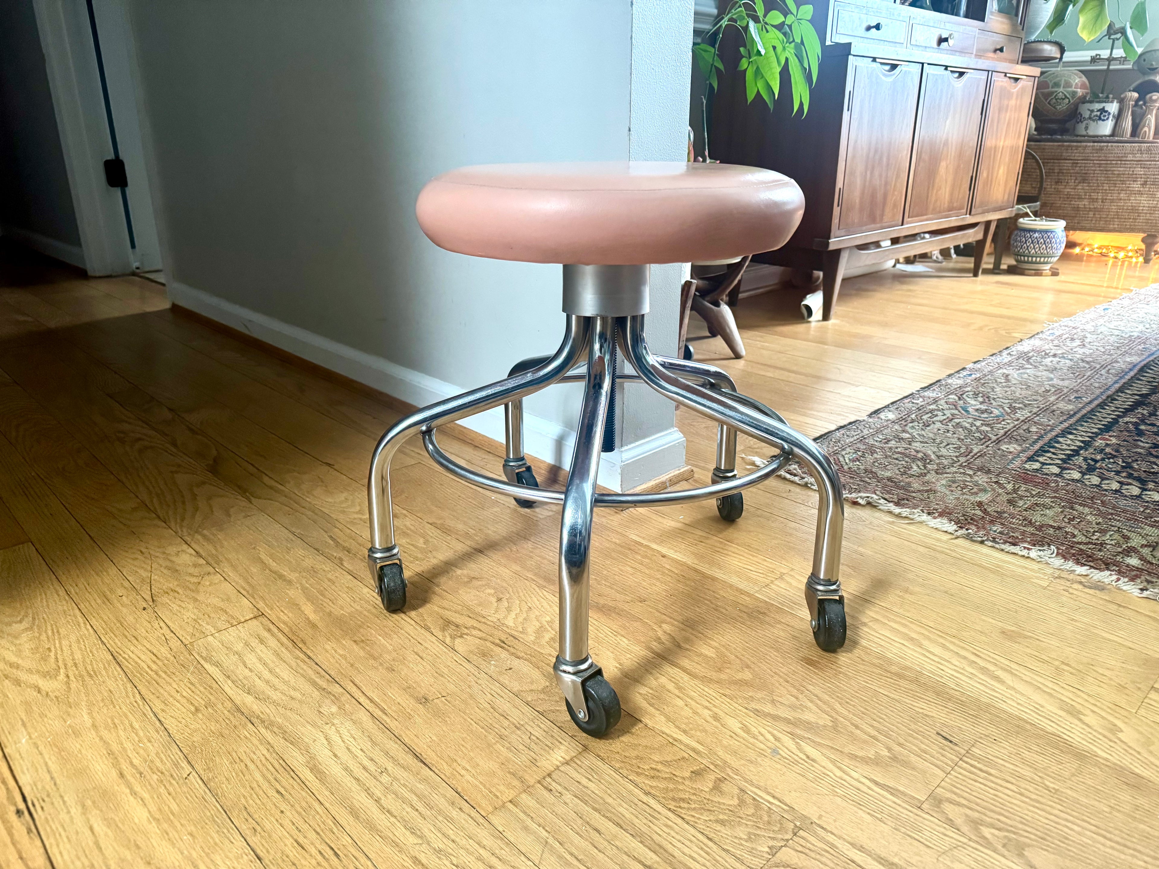 Vtg Medical Exam Stool | Chrome Metal Adjustable Rolling Stool | Pink Cushion Rolling Stool
