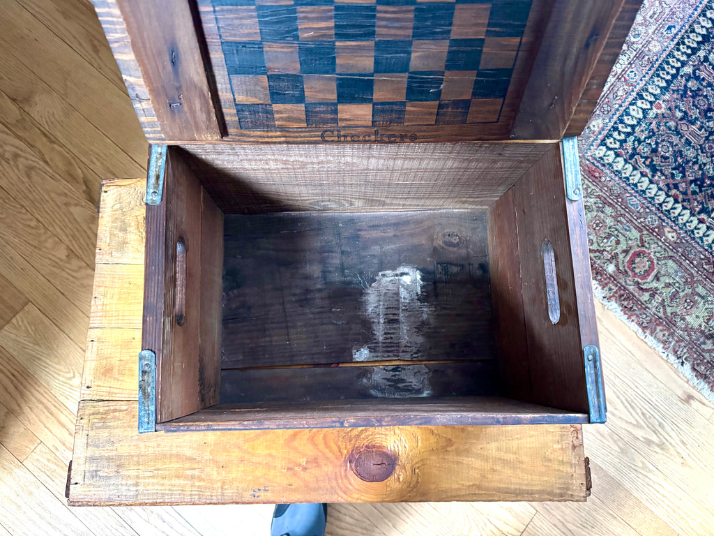 A Vtg Anheuser-Busch Crate In Wood With Lid & Open Side Handles | Distressed Anheuser-Busch Beer Crate