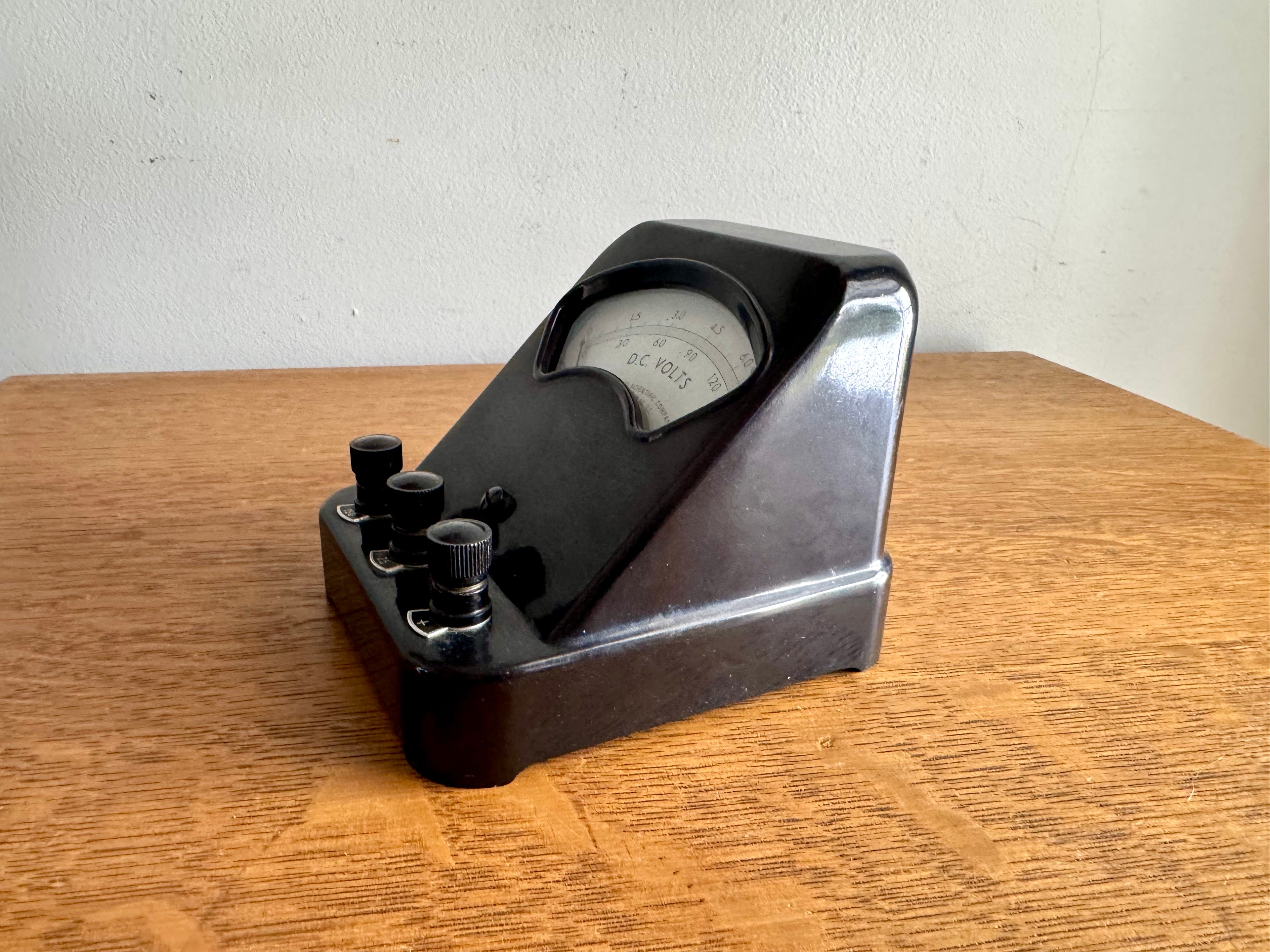 Vintage Welch Scientific Co. D.C. Volt Meter | Black Bakelite Welch Scientific Co Volt Meter | Industrial Lab Equipment Voltmeter