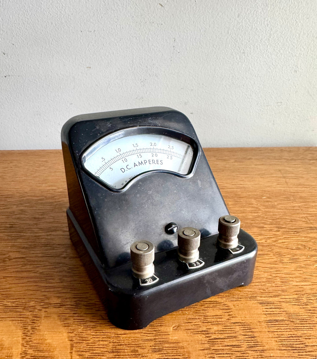 Vintage Welch Scientific Co. D.C. Amperes Meter | Black Bakelite Welch Scientific Co Ampere Meter | Industrial Lab Equipment Amp Meter
