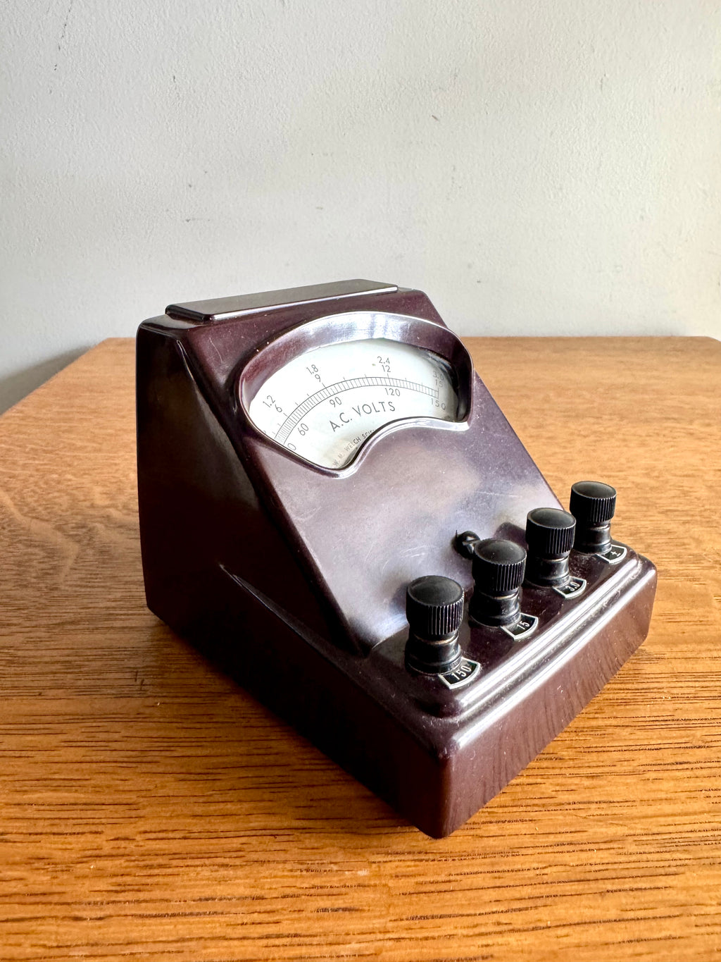 Vintage Welch Scientific Co. A.C. Volt Meter | Brown Bakelite Welch Scientific Co Volt Meter | Industrial Lab Equipment Voltmeter