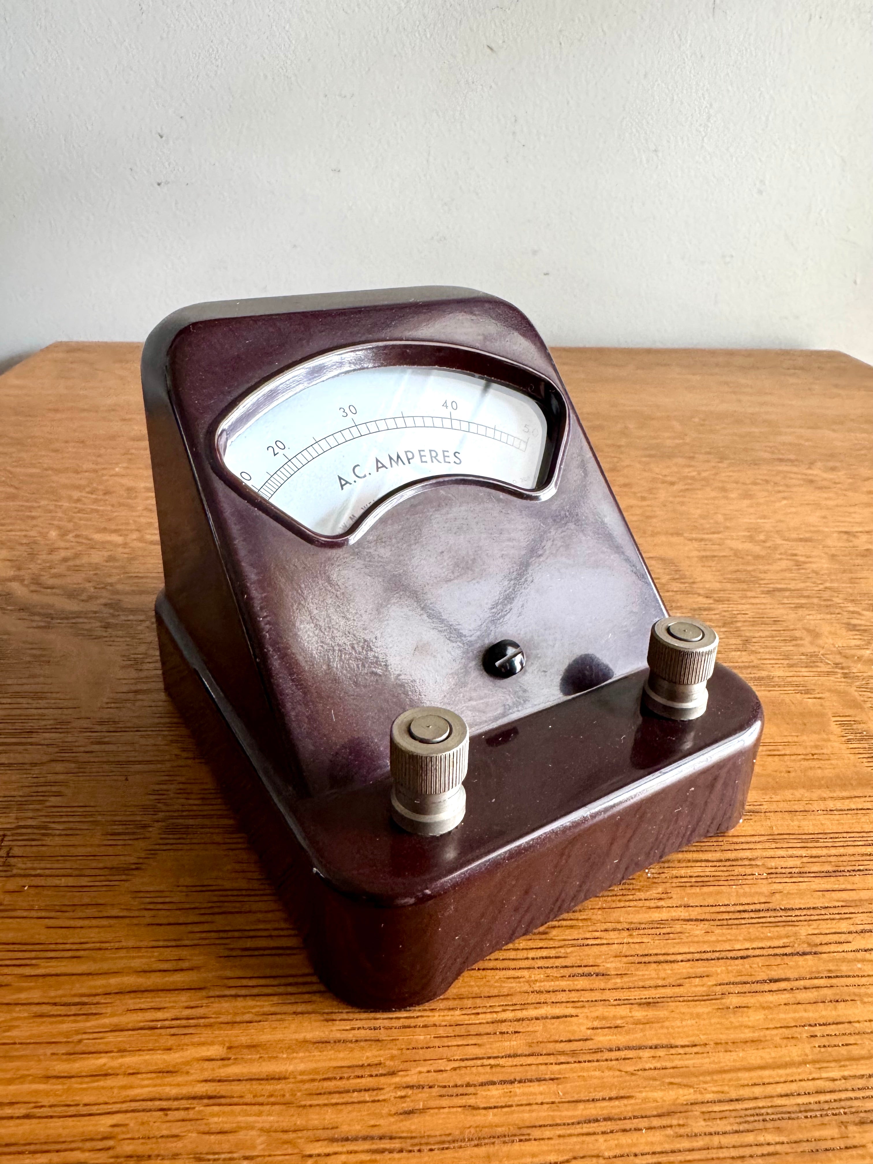 Vintage Welch Scientific Co. A.C. Amperes Meter | Brown Bakelite Welch Scientific Co AC Amp Meter | Industrial Lab Equipment A.C. Amperes Meter