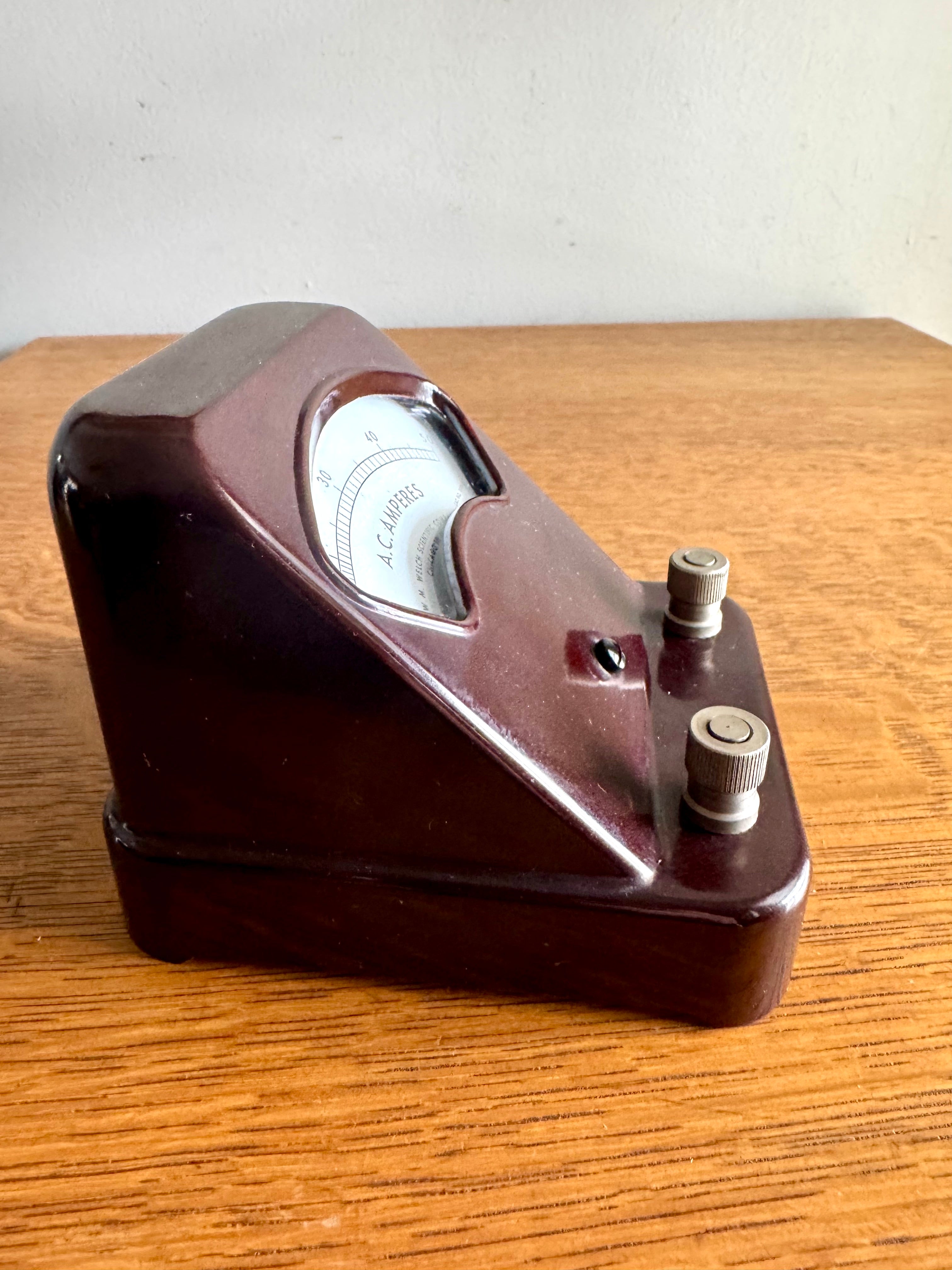 Vintage Welch Scientific Co. A.C. Amperes Meter | Brown Bakelite Welch Scientific Co AC Amp Meter | Industrial Lab Equipment A.C. Amperes Meter