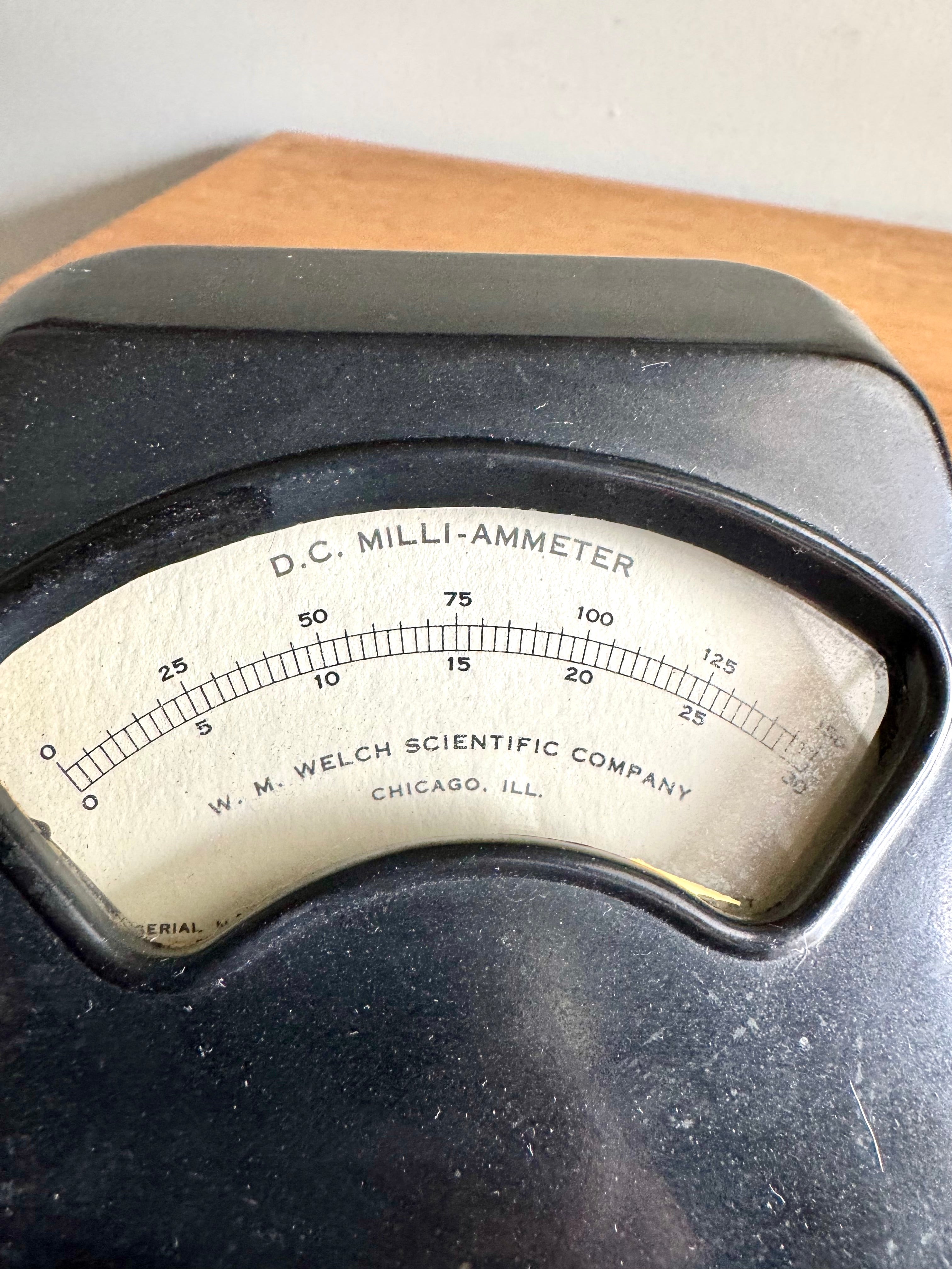 Vintage Welch Scientific Co. D.C. Milli-Ammeter | Black Bakelite Welch Scientific Co D.C. Milli-Ammeter | Industrial Lab Equipment Amp Meter