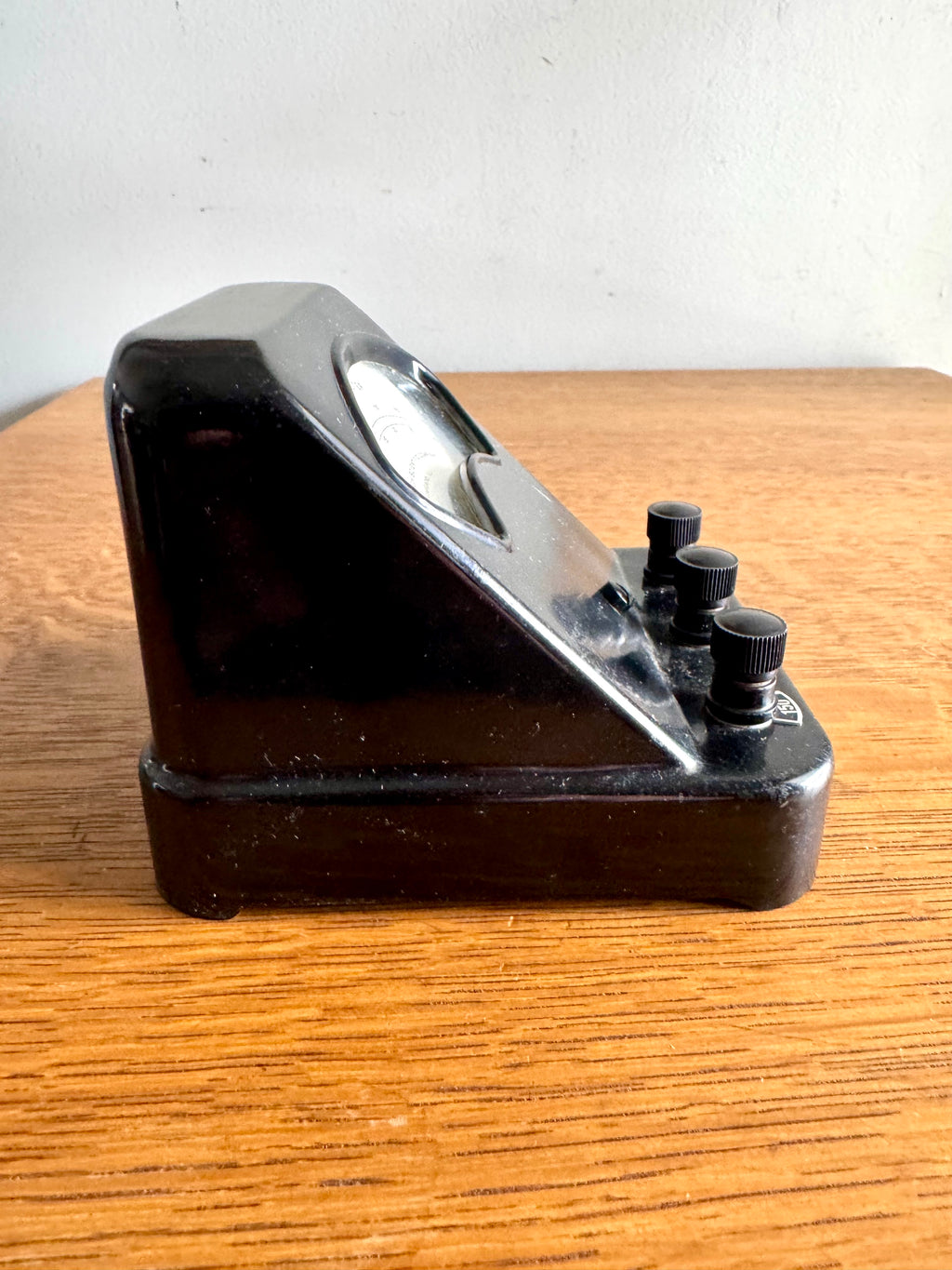 Vintage Welch Scientific Co. D.C. Milli-Ammeter | Black Bakelite Welch Scientific Co D.C. Milli-Ammeter | Industrial Lab Equipment Amp Meter