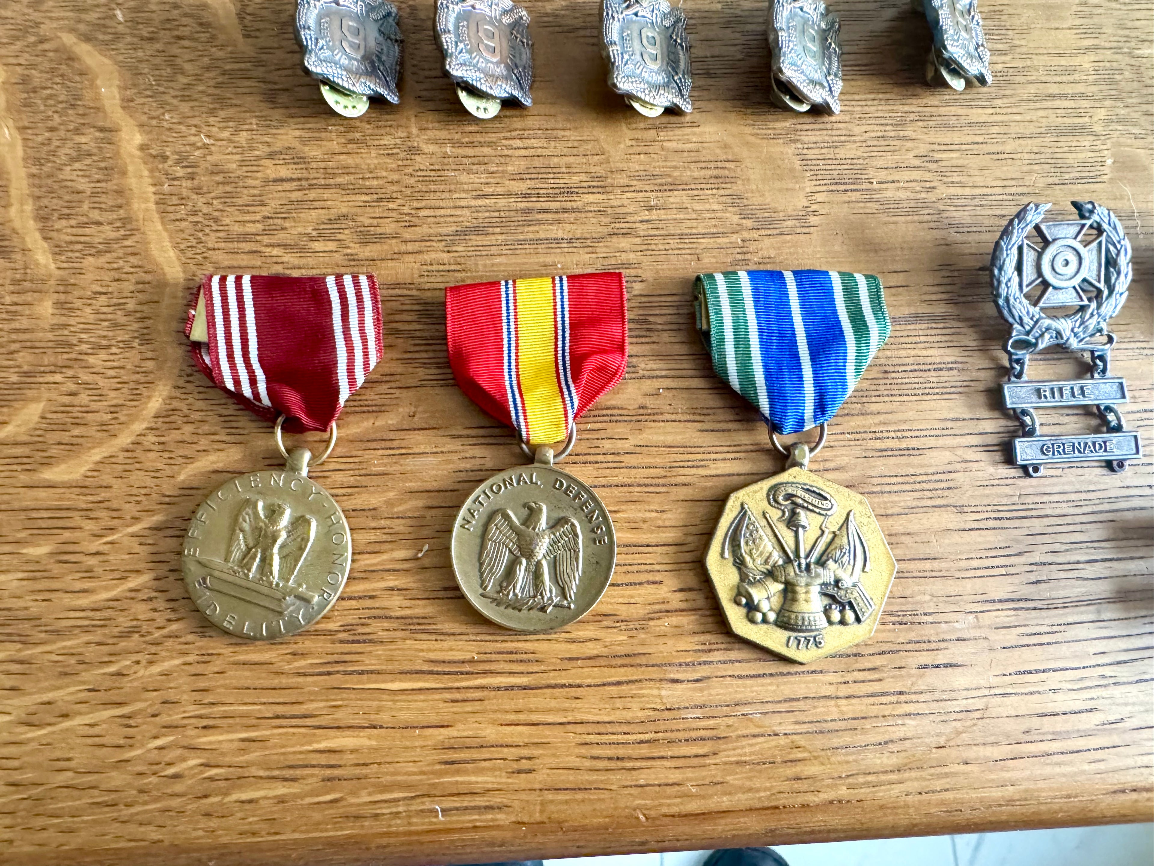 Vtg Lot of Military Pins, Medals, Ribbons, Ranks Etc.. | Ranger Military Pins and Metals