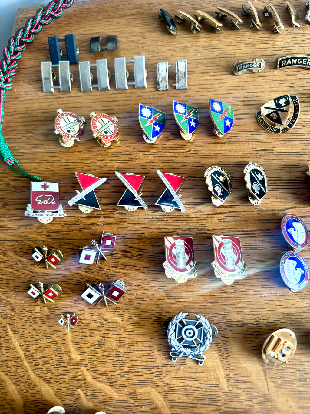 Vtg Lot of Military Pins, Medals, Ribbons, Ranks Etc.. | Ranger Military Pins and Metals