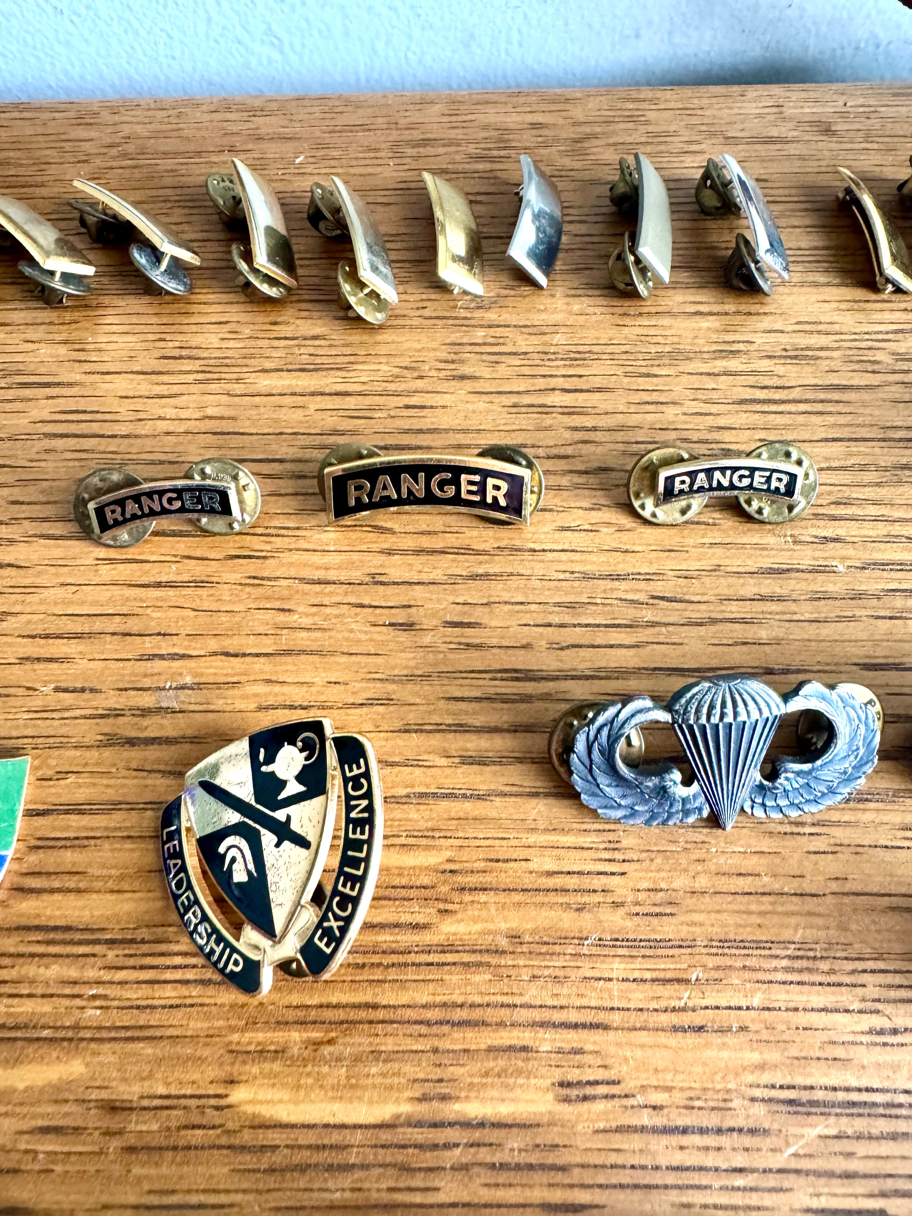 Vtg Lot of Military Pins, Medals, Ribbons, Ranks Etc.. | Ranger Military Pins and Metals