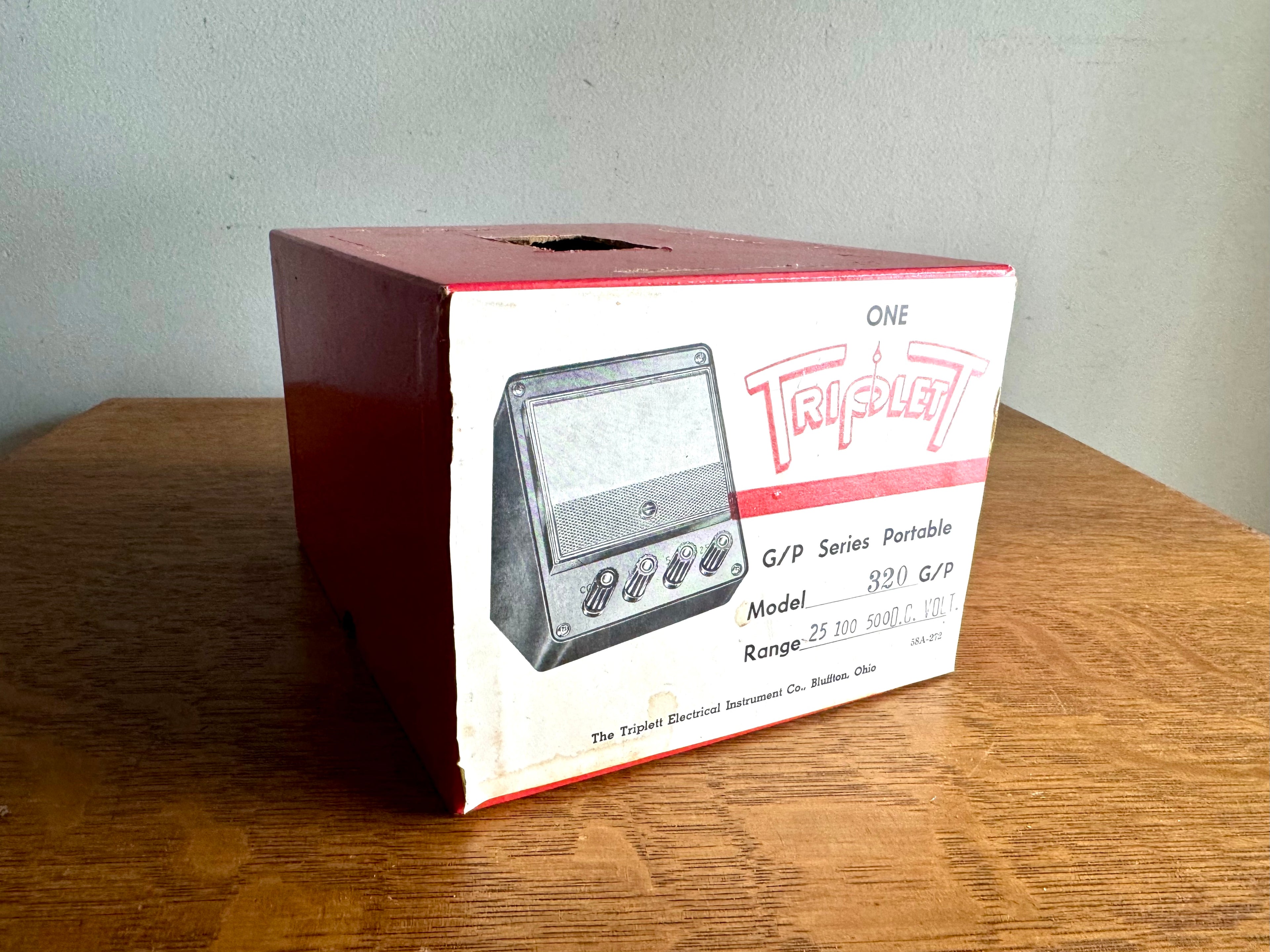 Vintage Triplett Portable DC Milliamperes Meter | D.C. Milliamperes Meter in Original Box | Vintage Analog Milliamp Gauge | Triplett Model 320 DC Millamperes Gauge