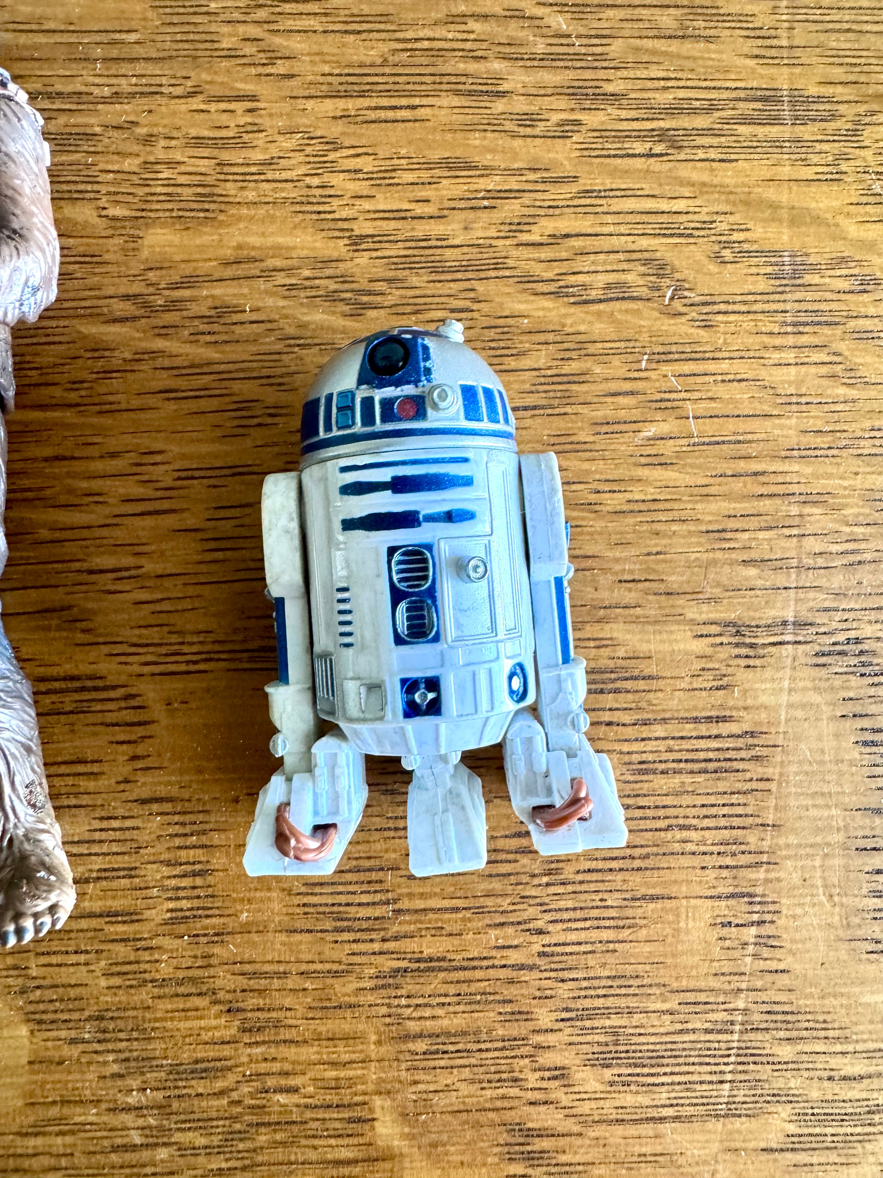Vtg Hasbro Star Wars Action Figures (no weapons)