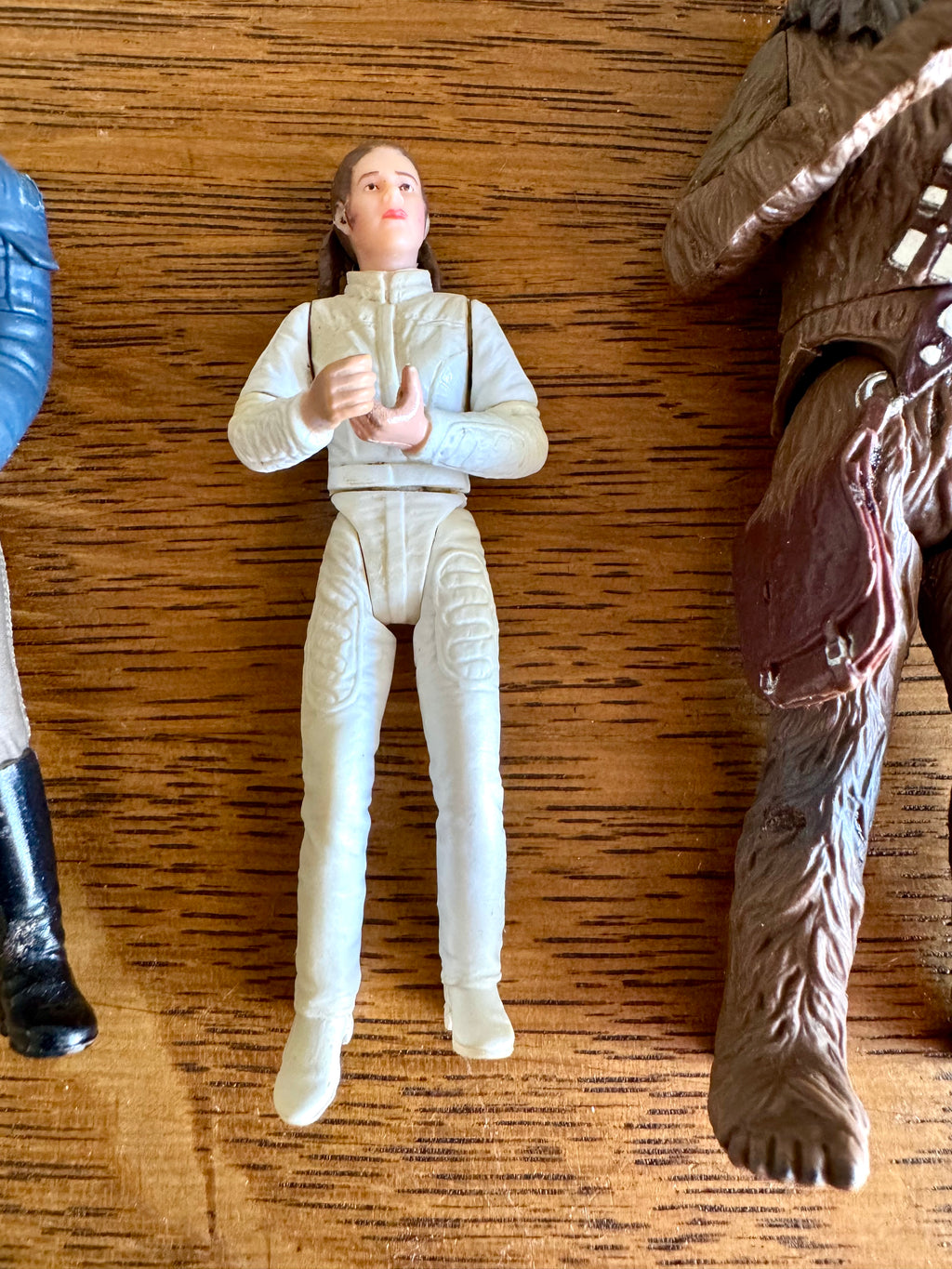 Vtg Hasbro Star Wars Action Figures (no weapons)