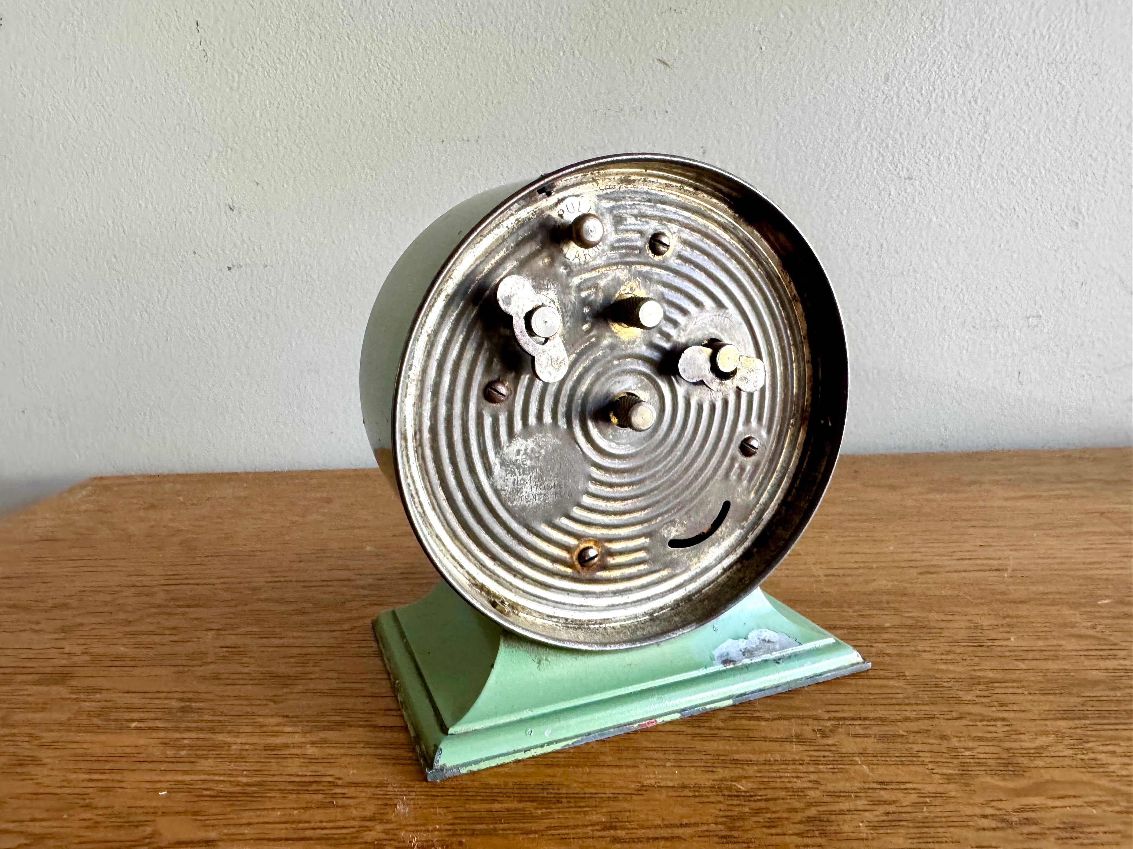 Vtg Mint Green Wind-up Alarm Clock | Made In Canada Unmarked Alarm Clock