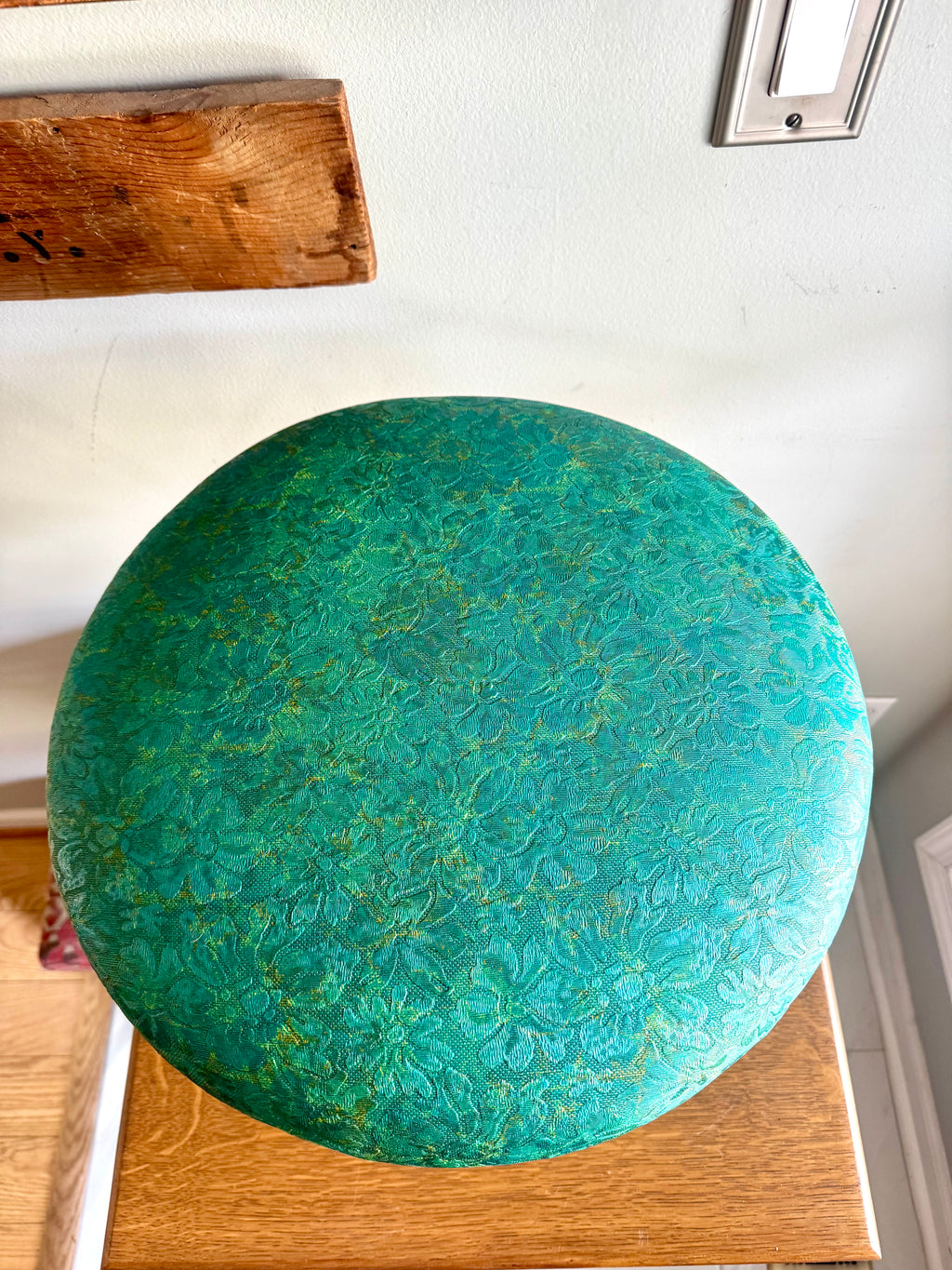 70's Kitchen Karnival Padded Wire Stool | Padded Wire MCM Ottoman