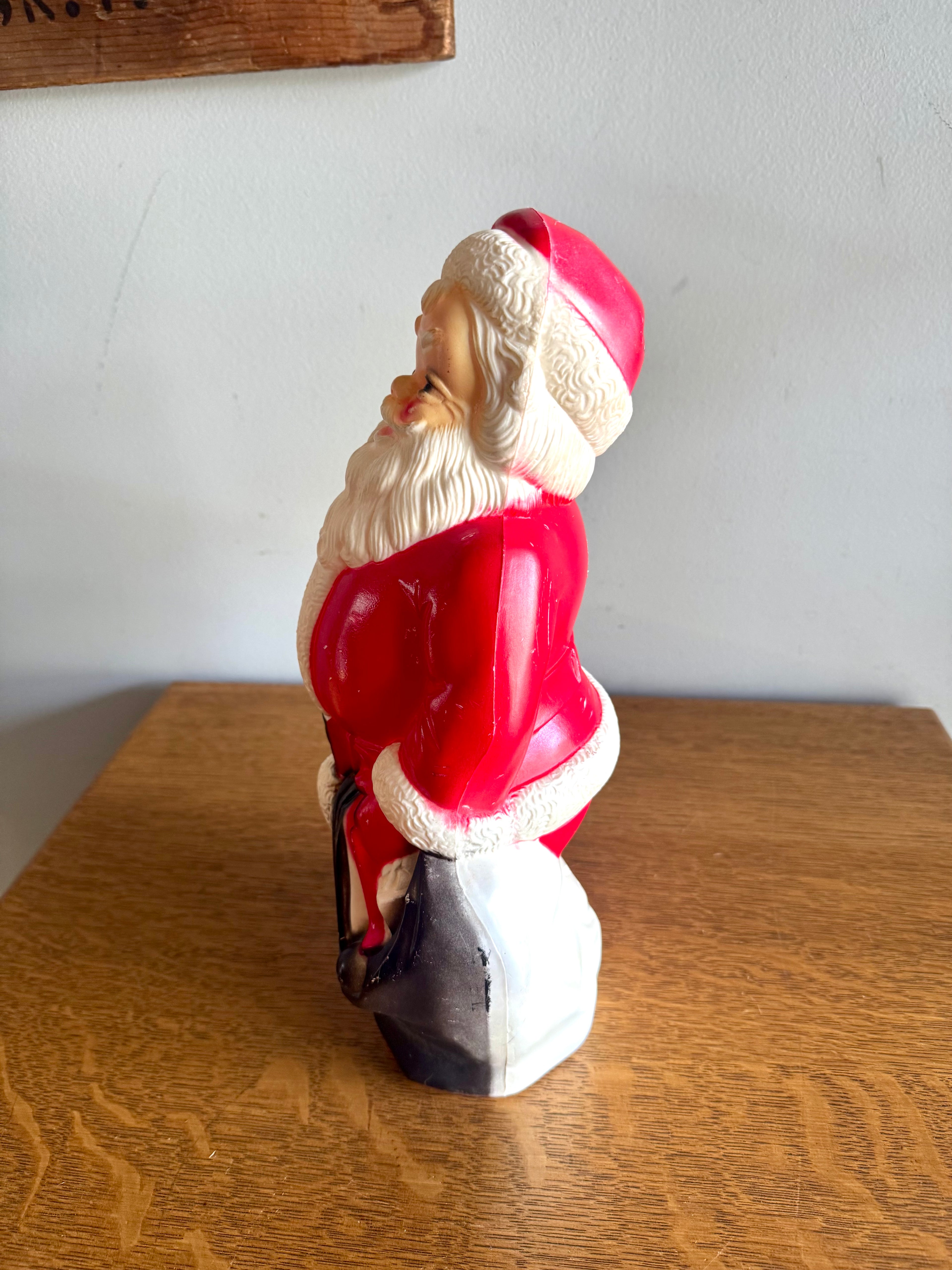 1968 Empire Plastic Corp Blow Mold Santa Claus | Santa 13" Blow Mold
