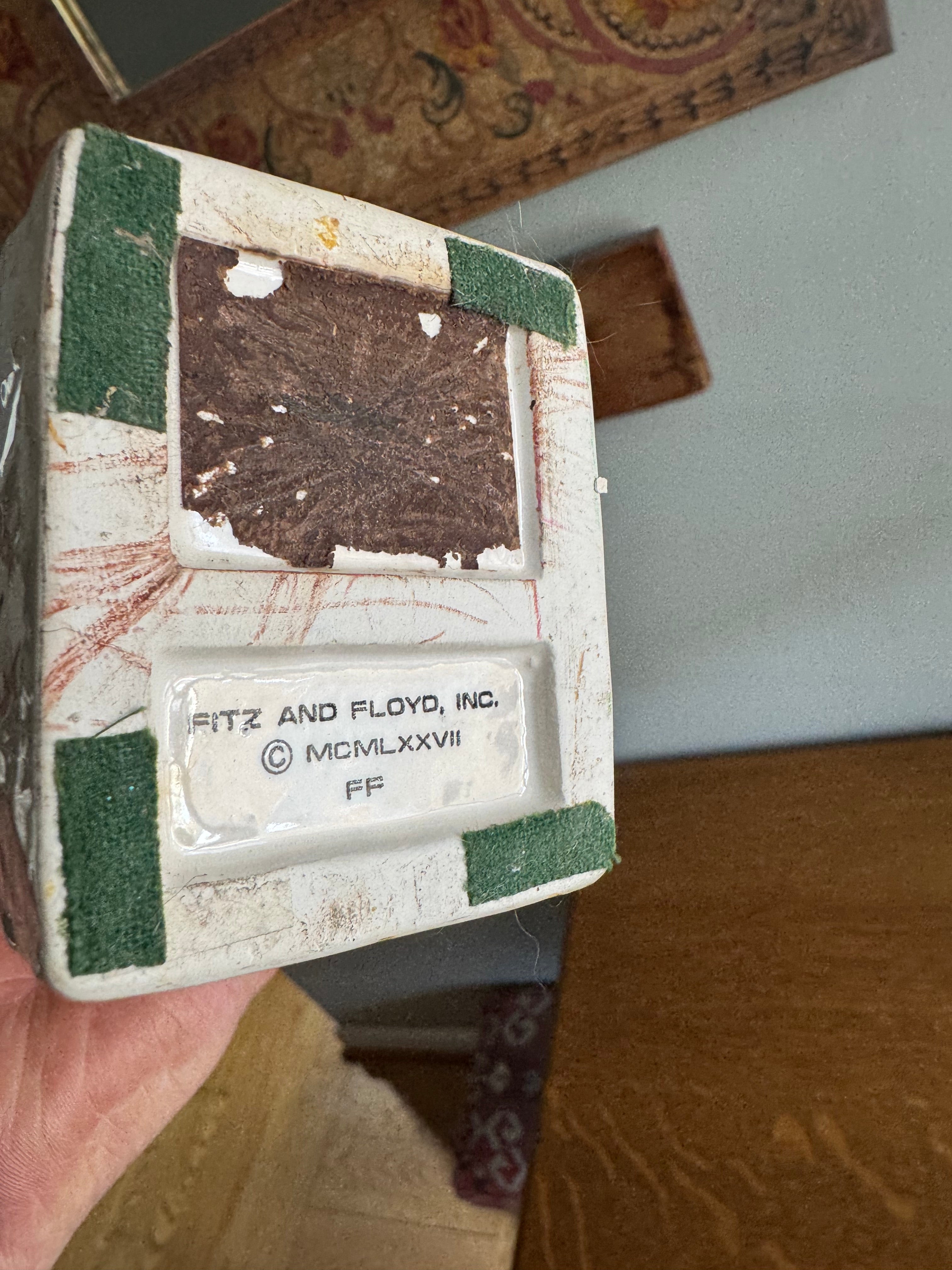 Vtg Fitz And Floyd Santa Claus Climbing Into Chimney Match Holder 1977 Christmas