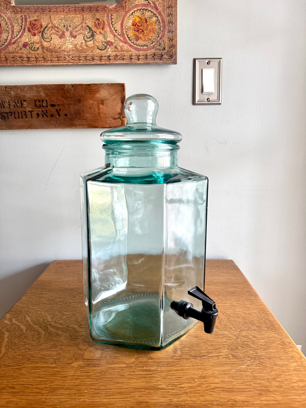Vtg Italy SVE Green Glass 2.5 Gallon Drink Dispenser With Black Spigot Made In Italy