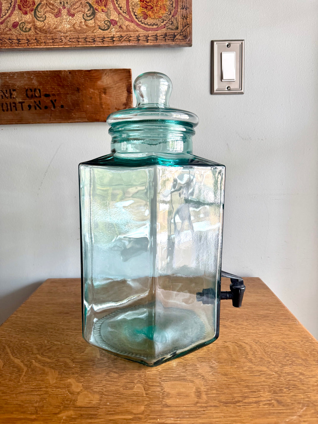 Vtg Italy SVE Green Glass 2.5 Gallon Drink Dispenser With Black Spigot Made In Italy