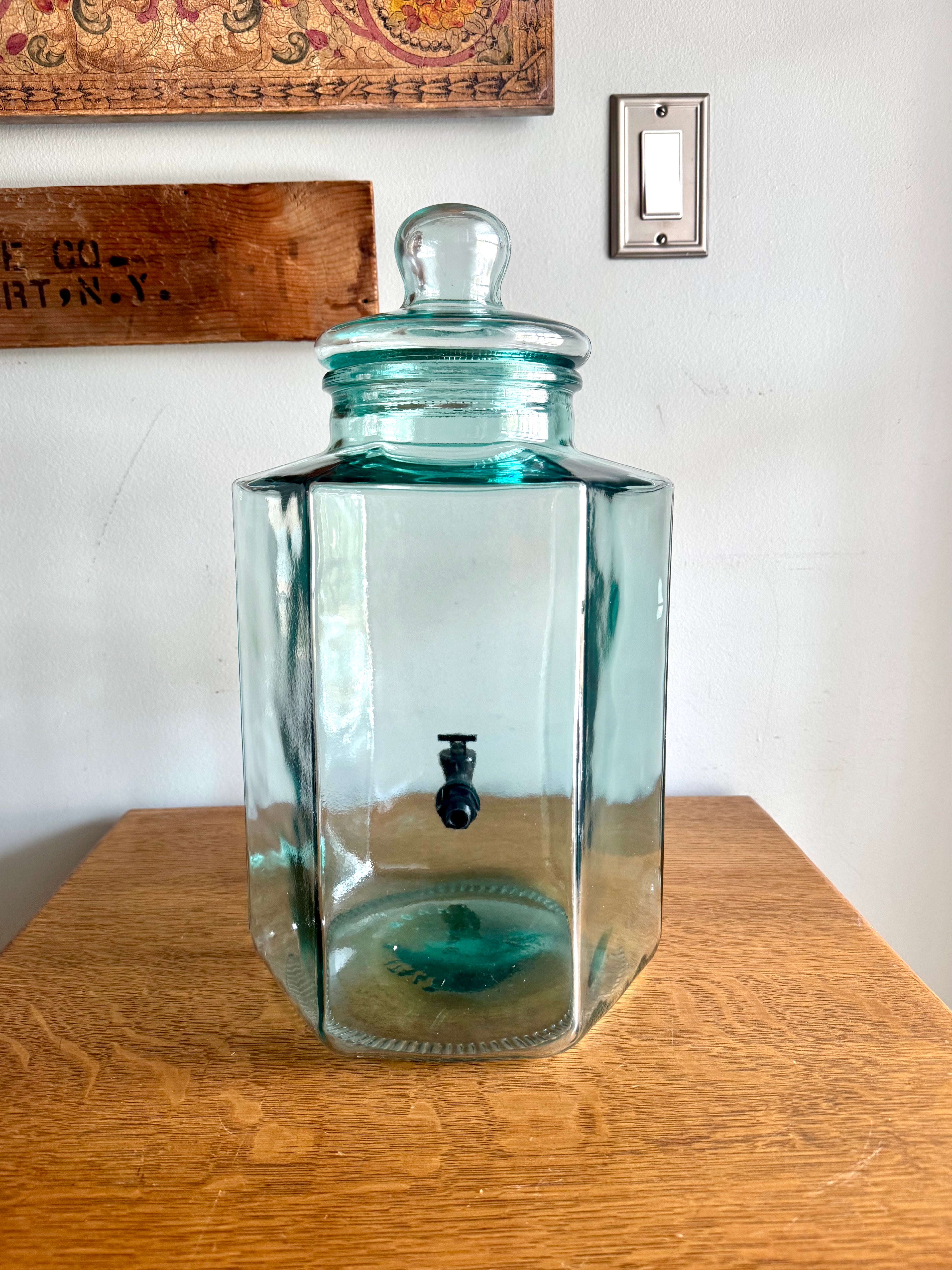 Vtg Italy SVE Green Glass 2.5 Gallon Drink Dispenser With Black Spigot Made In Italy