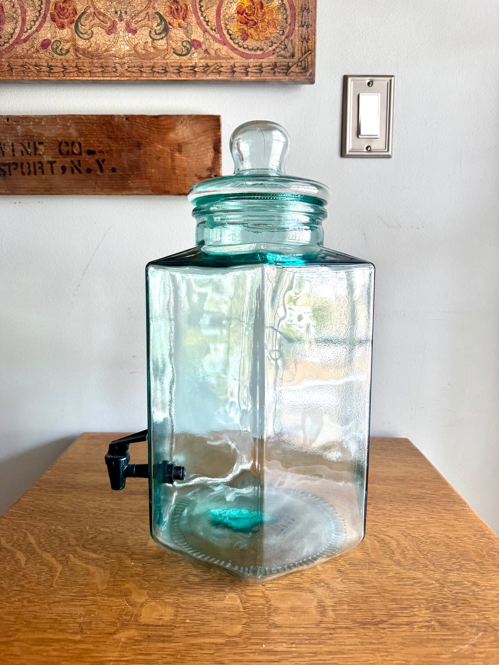 Vtg Italy SVE Green Glass 2.5 Gallon Drink Dispenser With Black Spigot Made In Italy