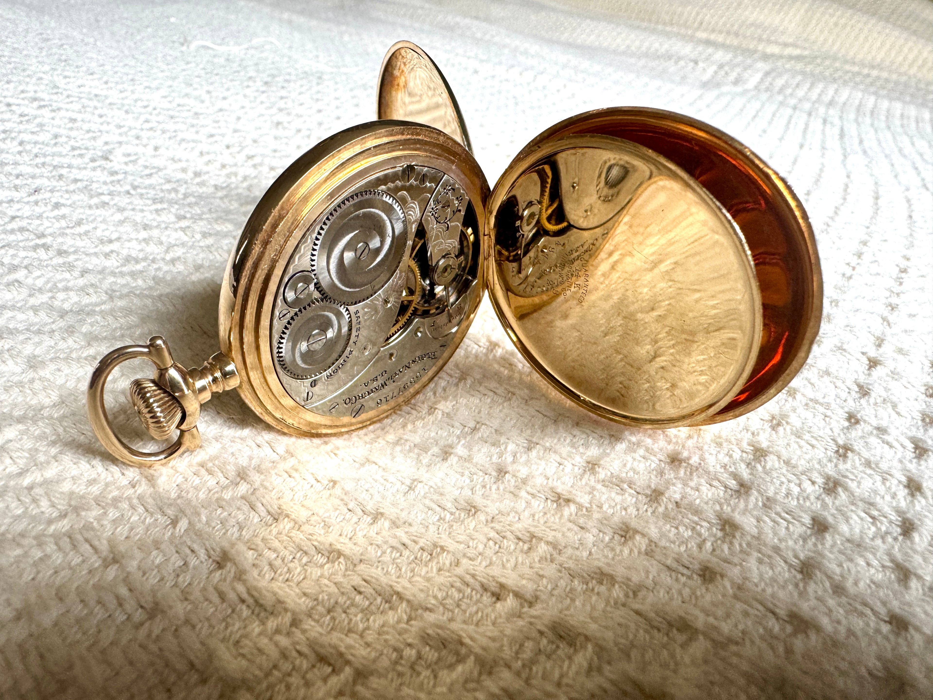 1911 Elgin 14K Gold 301 Model 2 ~ 12s Hunting Case Working Pocket Watch