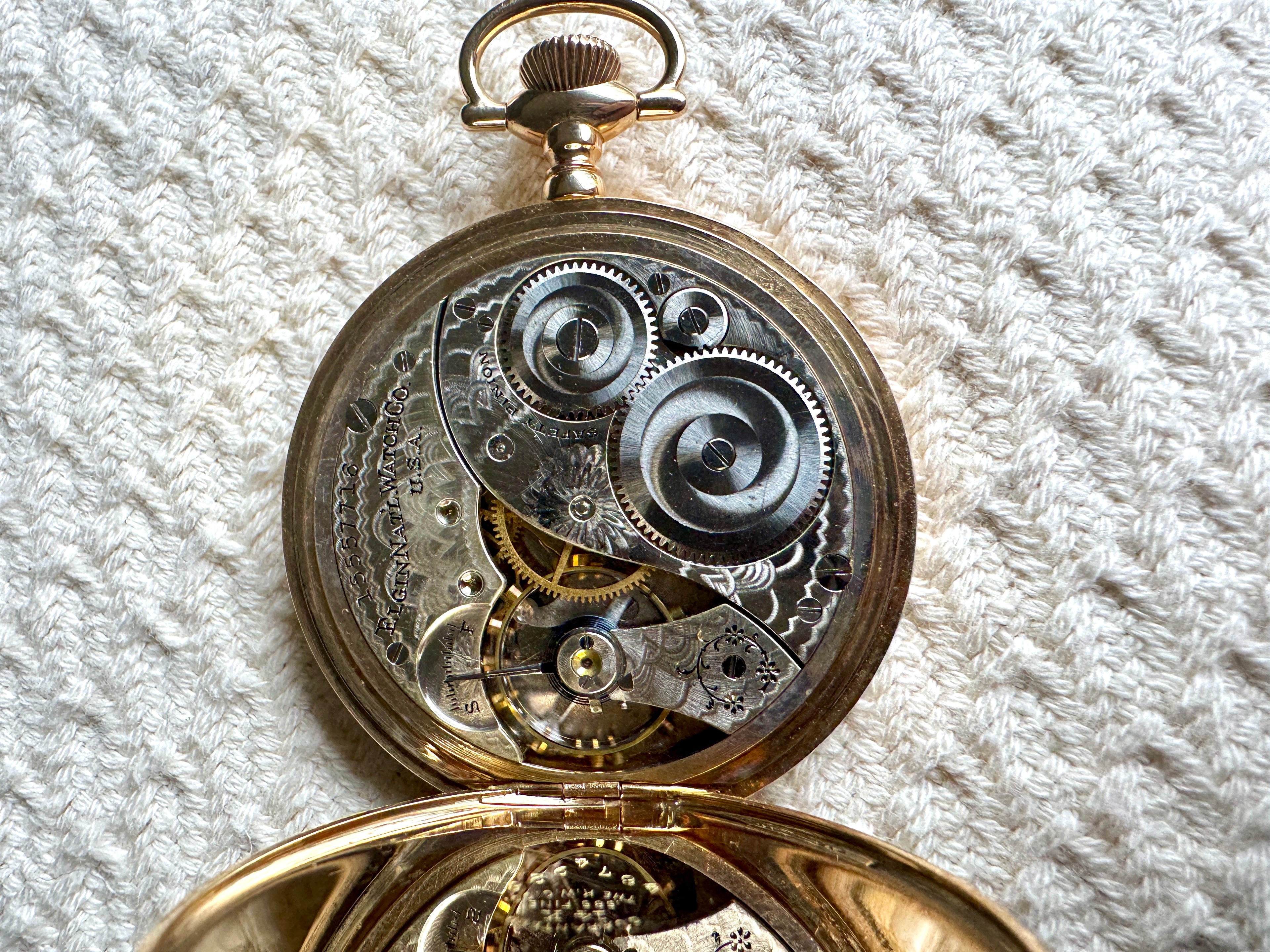 1911 Elgin 14K Gold 301 Model 2 ~ 12s Hunting Case Working Pocket Watch