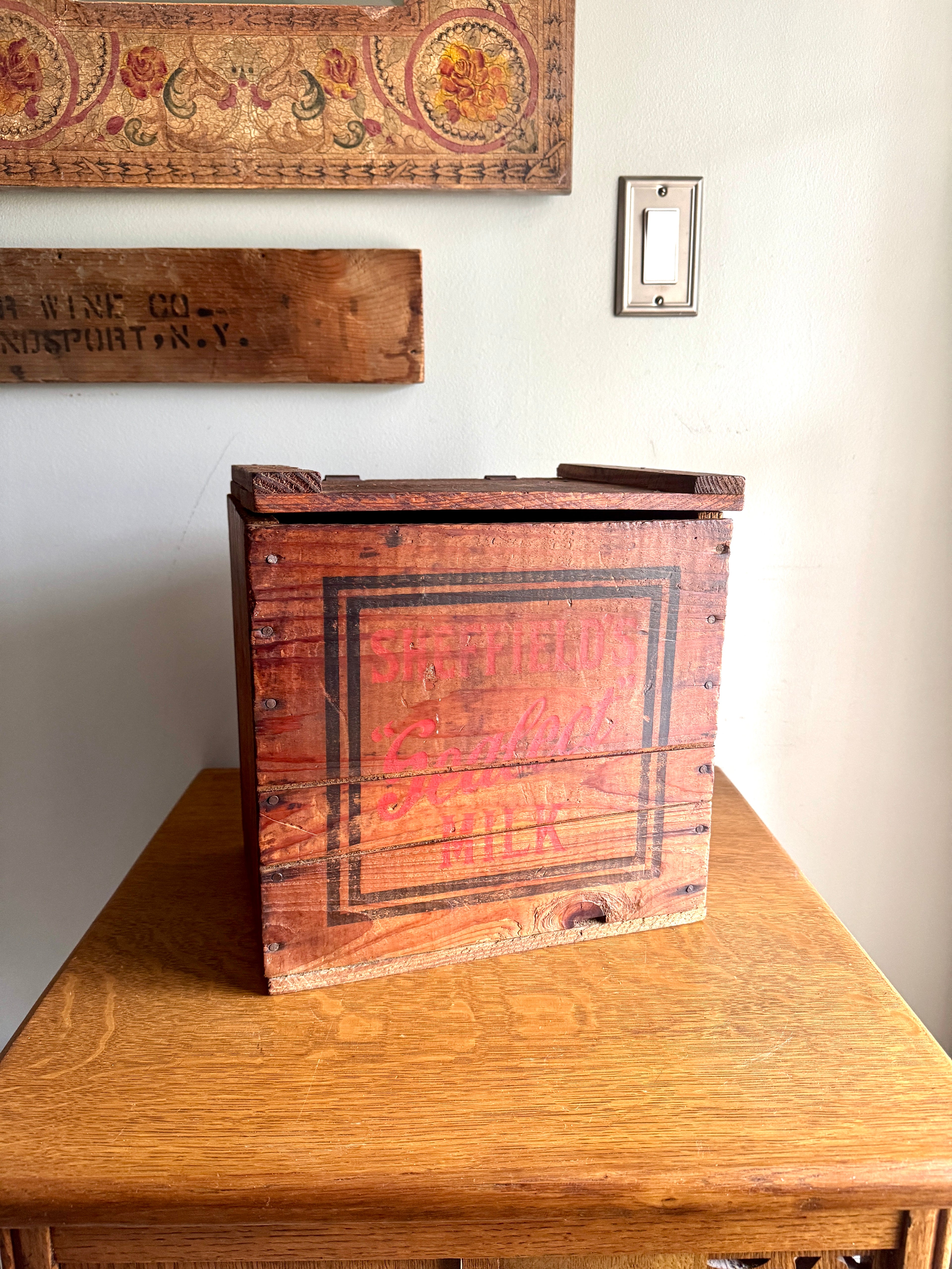 1950's Sheffield Farms Sealect Milk Wooden Crate Lidded Rare Advertising Box