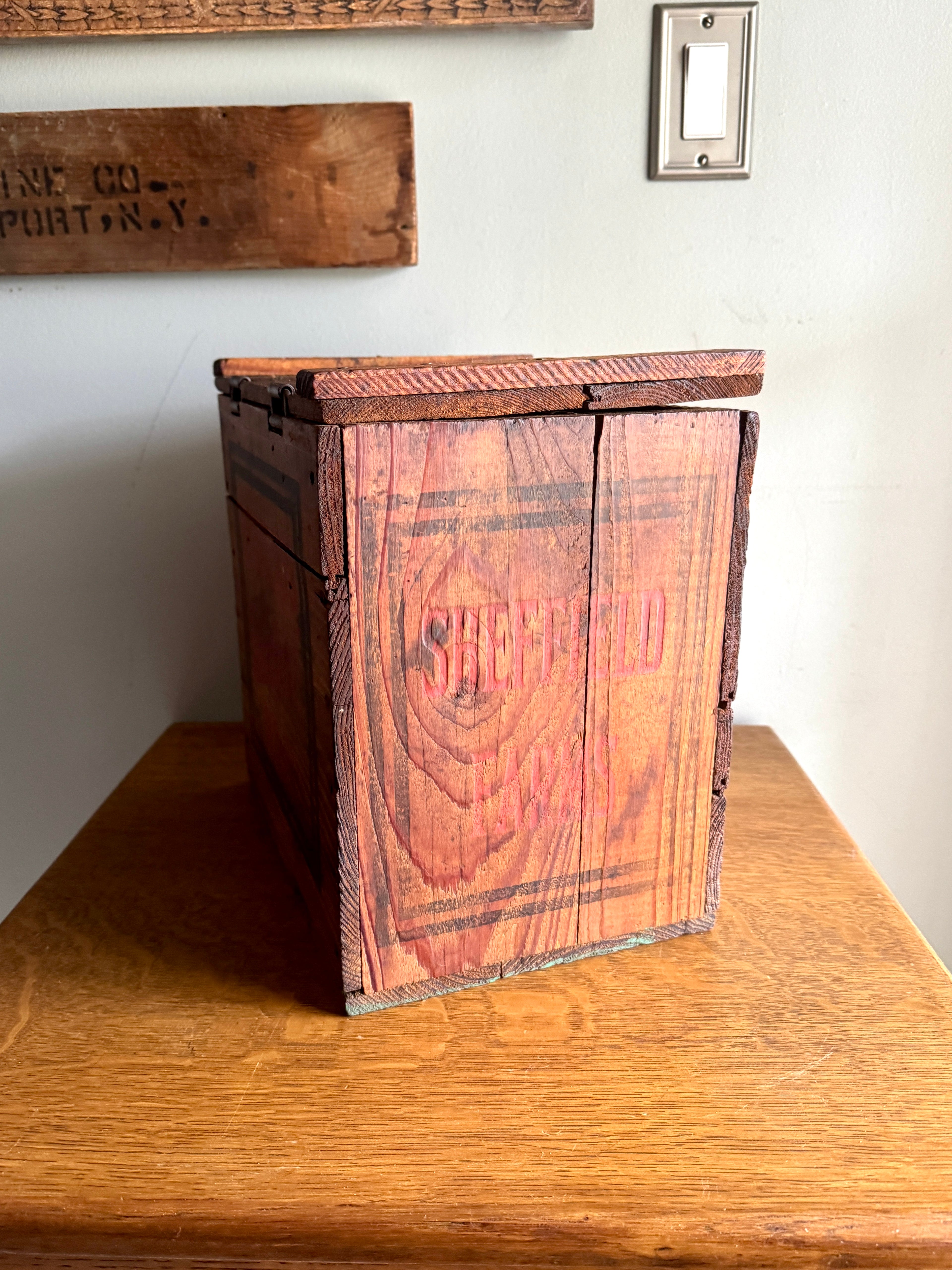 1950's Sheffield Farms Sealect Milk Wooden Crate Lidded Rare Advertising Box