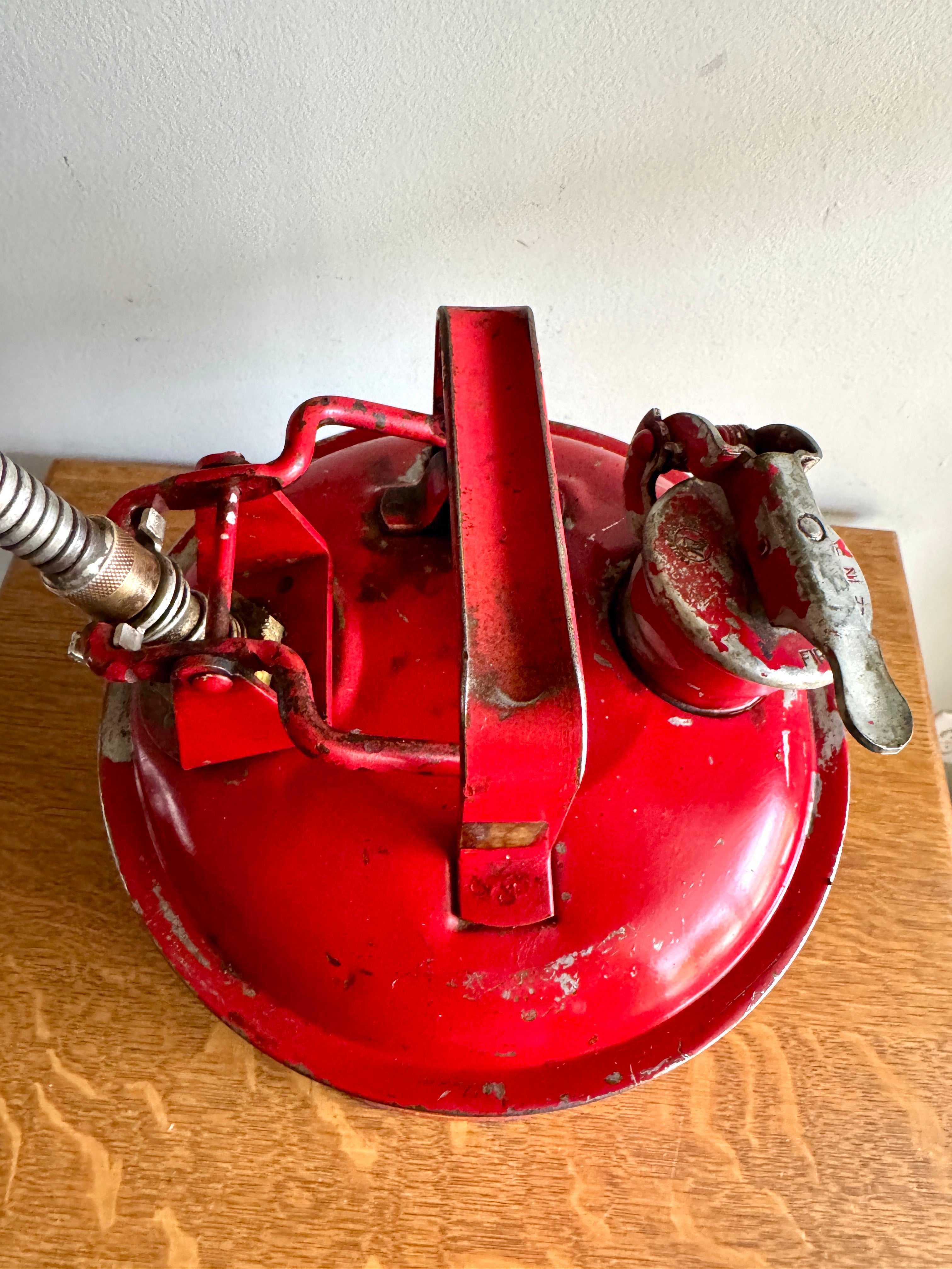 Vtg Protectoseal Co. Oil Gas Can/ Chicago Safety Can No. 8420 2 Gallon