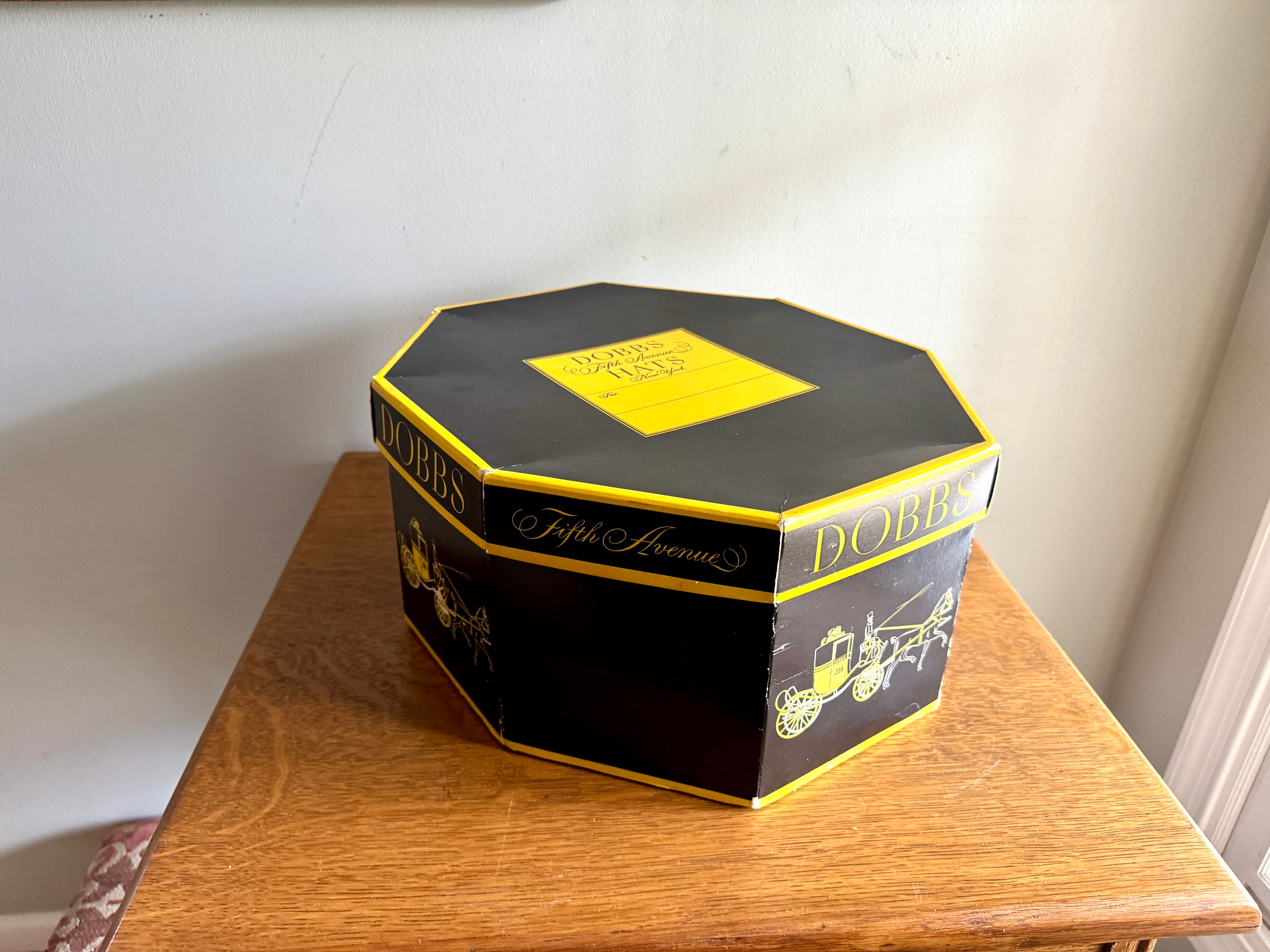 1950's Dobbs New York Fifth Avenue 8 Sided Hat Box