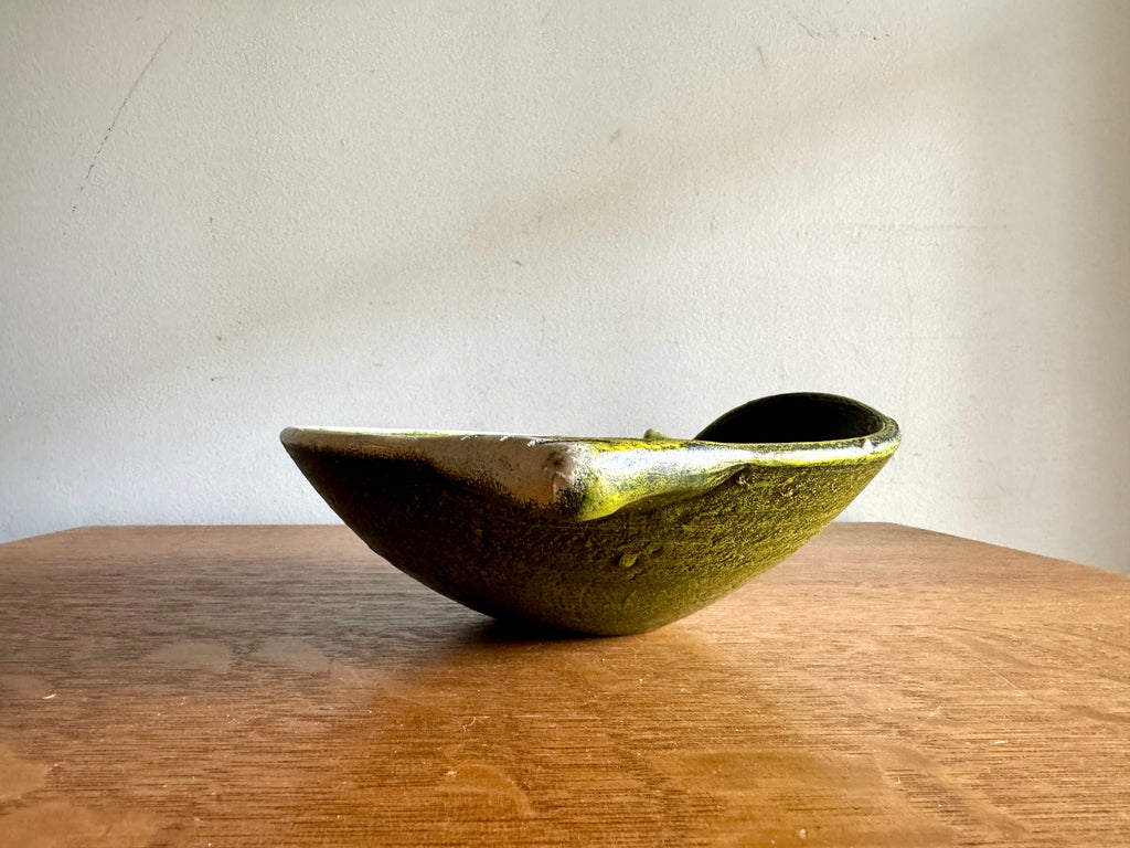 Vtg Green Ceramic Studio Pottery | MCM Unique Pottery Dish