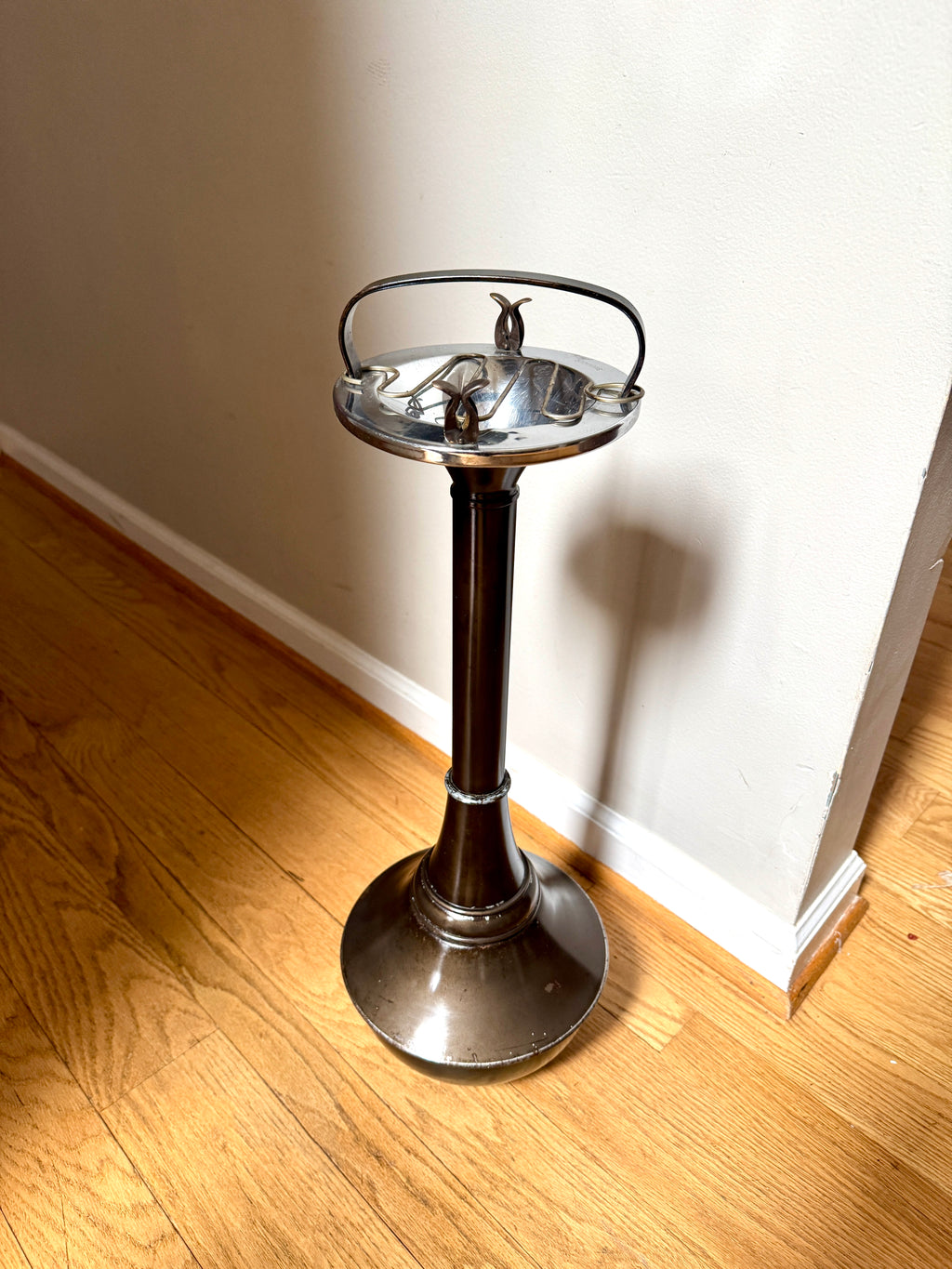 1920's Smokador Rock-a-By Standing Ashtray | Brown Art Deco Smokers Ashtray Stand