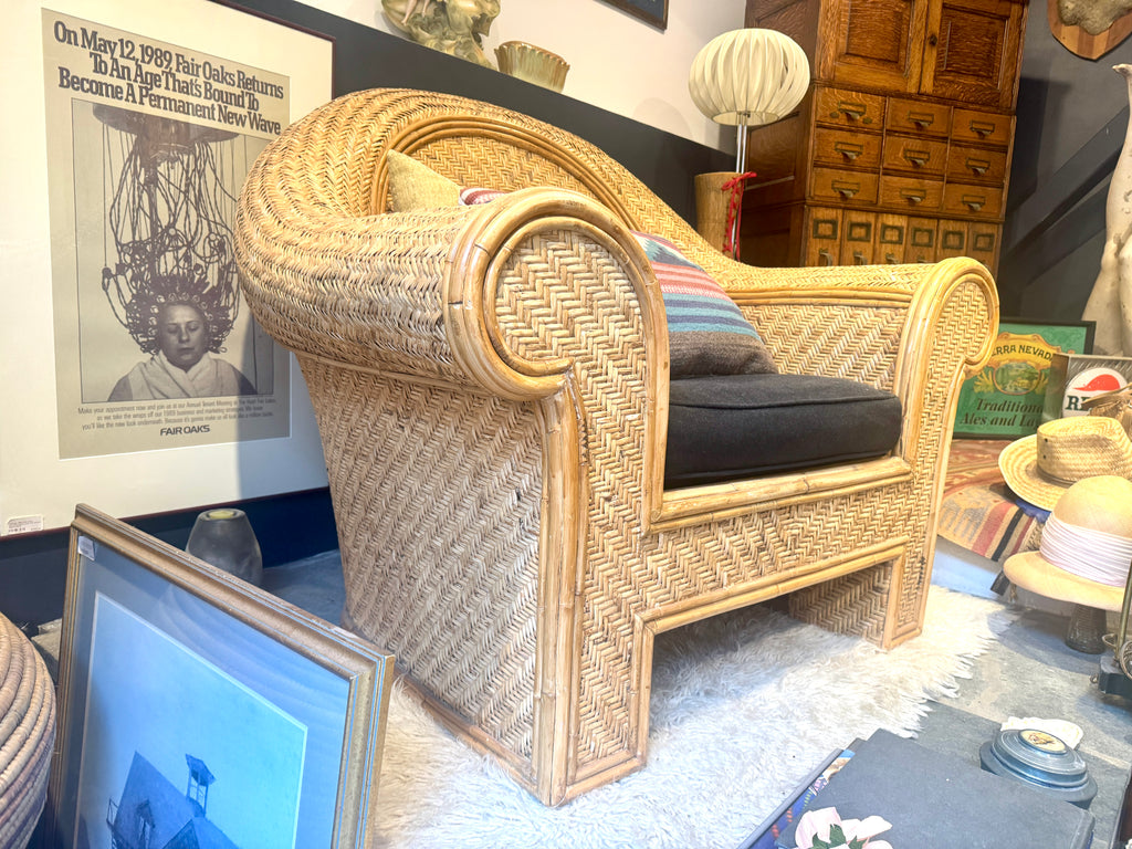 Ralph Lauren Attr. Large Woven Wicker Rattan Club Lounge Chair