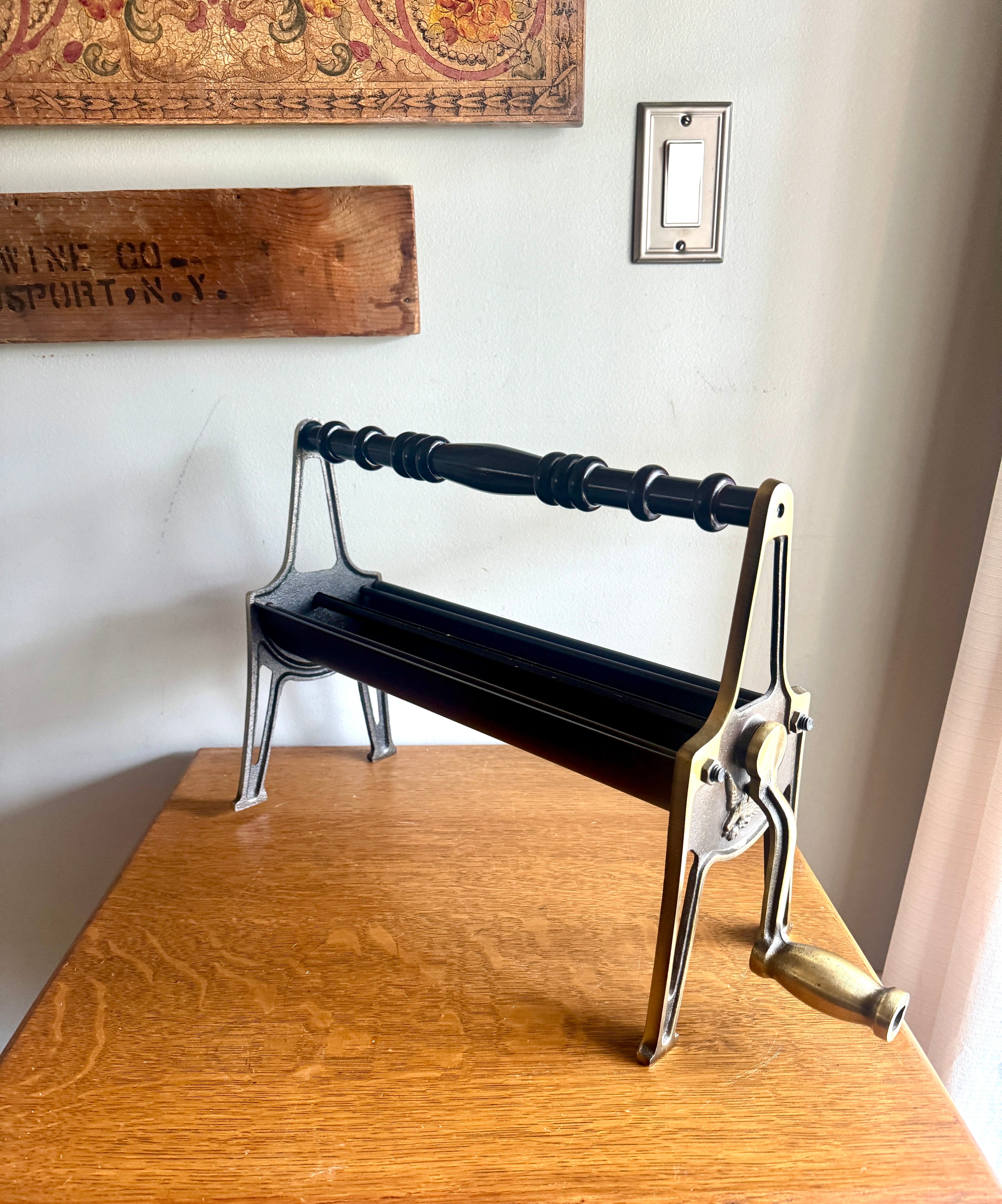 Vtg Fireplace Cast Iron Newspaper Log Roller ~ Uniflame Ornate Newspaper Log Roller