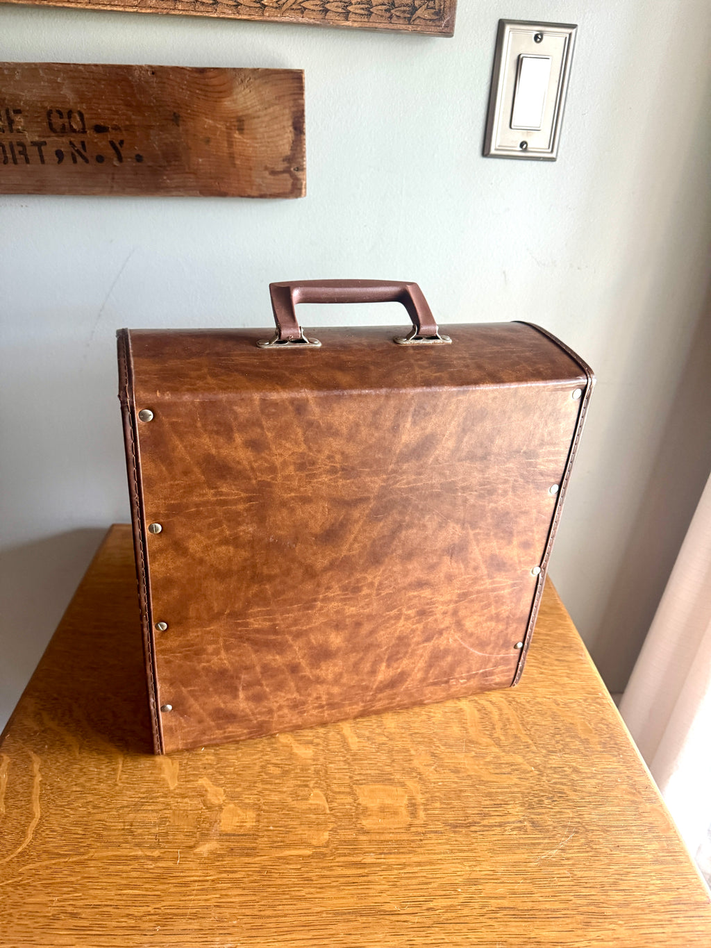 Vtg Brown LP Box Record Case Holder ~ Vinyl 12" Record Carrying Case