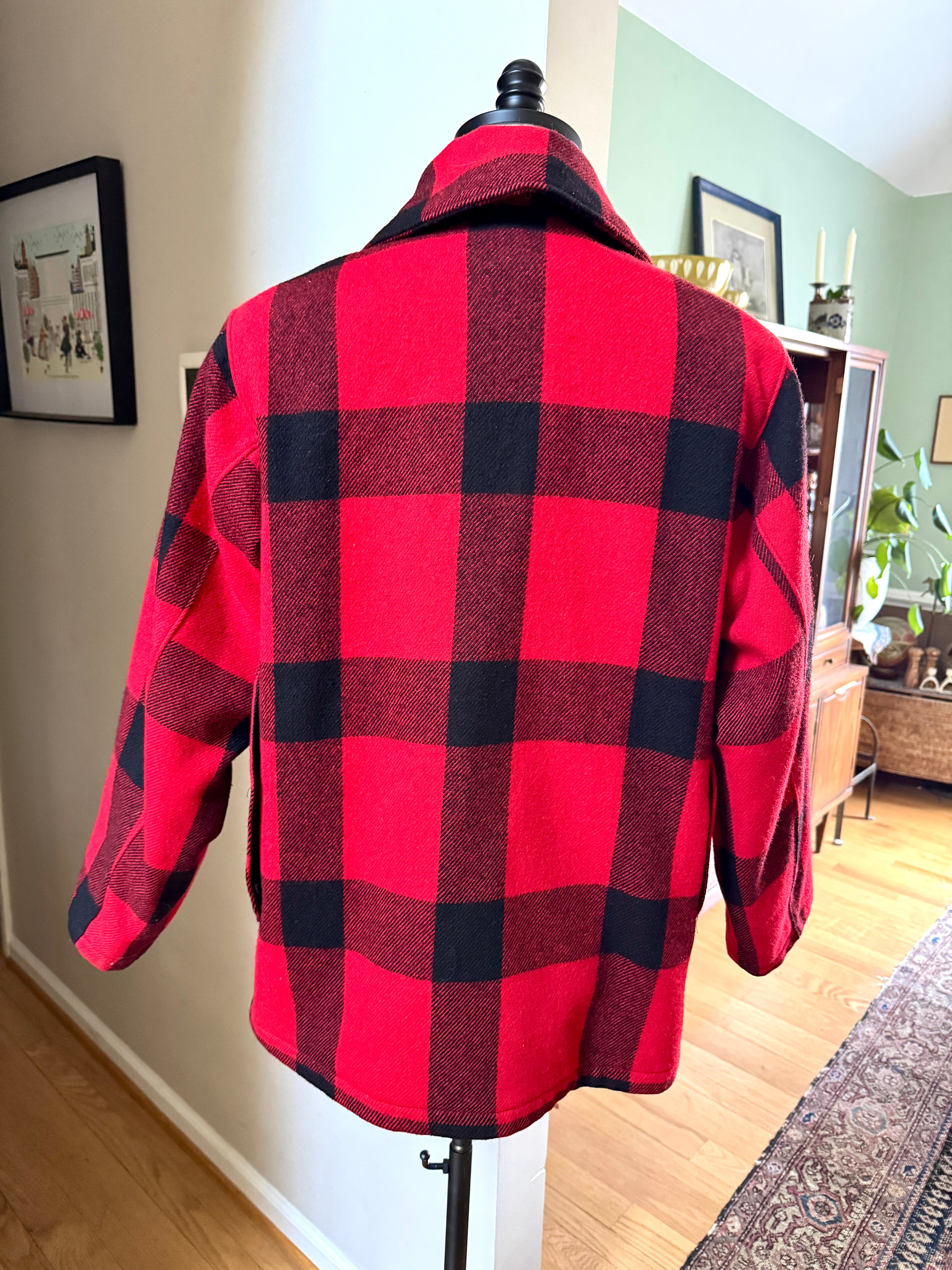 Vtg Woolrich 505 Mackinaw Buffalo Plaid Wool Chore Jacket Coat USA - Men's 40