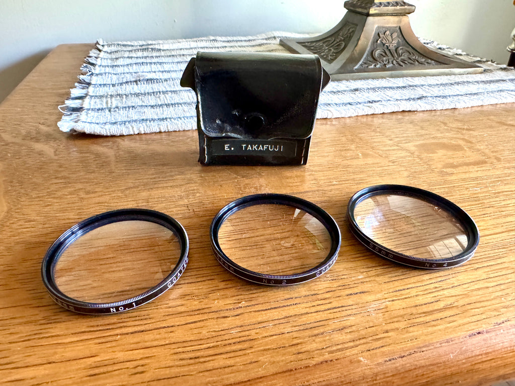 Vivitar 55mm Coated Close-Up Camera Lens Filters #1 #2 #4 in Black Leather Case