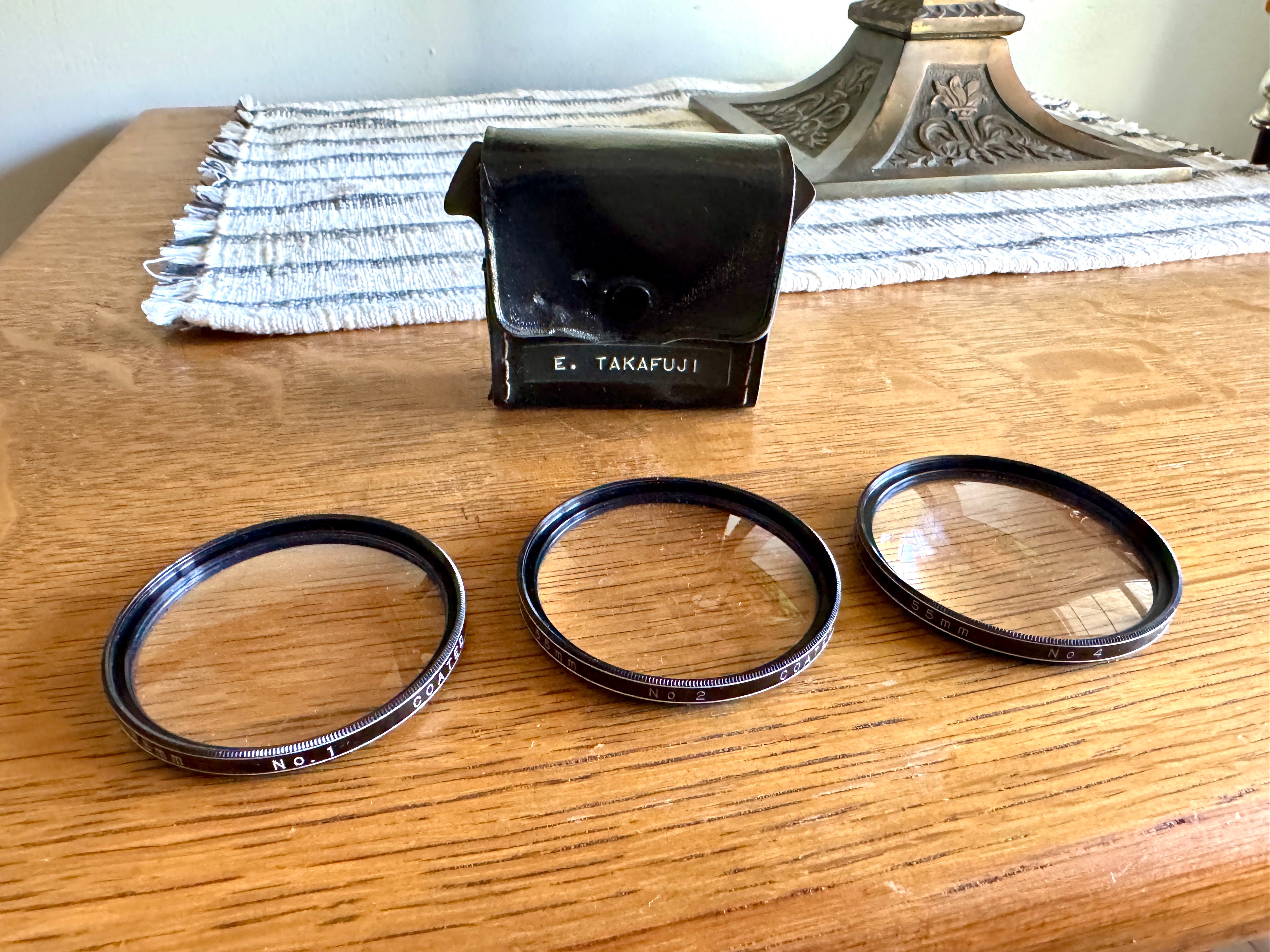Vivitar 55mm Coated Close-Up Camera Lens Filters #1 #2 #4 in Black Leather Case