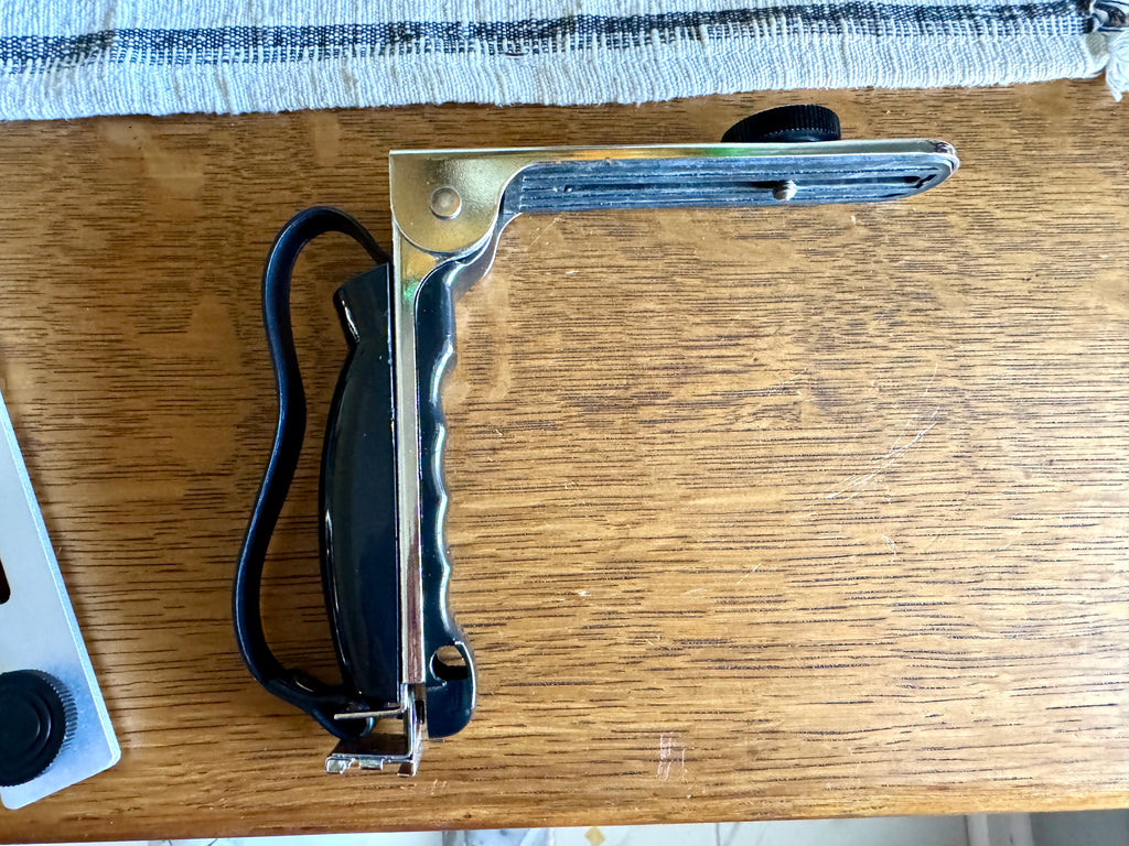 Vtg Flash L Bracket For Camera Foldable/Adjustable Compact Bracket ~ 35MM Hand Grip