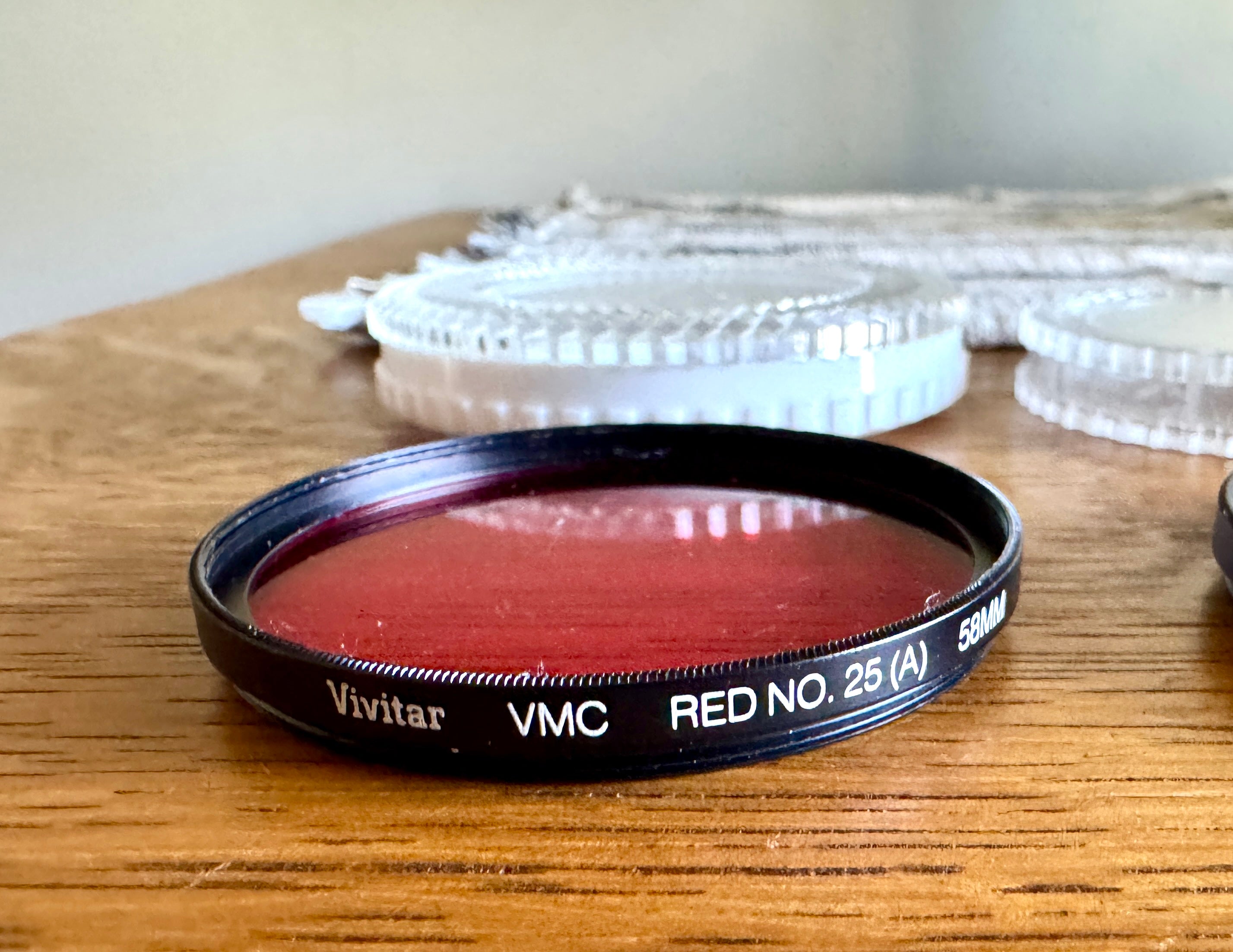 Vtg Variety of Vivitar Lens Filters, VMC Red No.25(A) 58Mm & 52MM, Vivitar 52mm Polarizing Filter