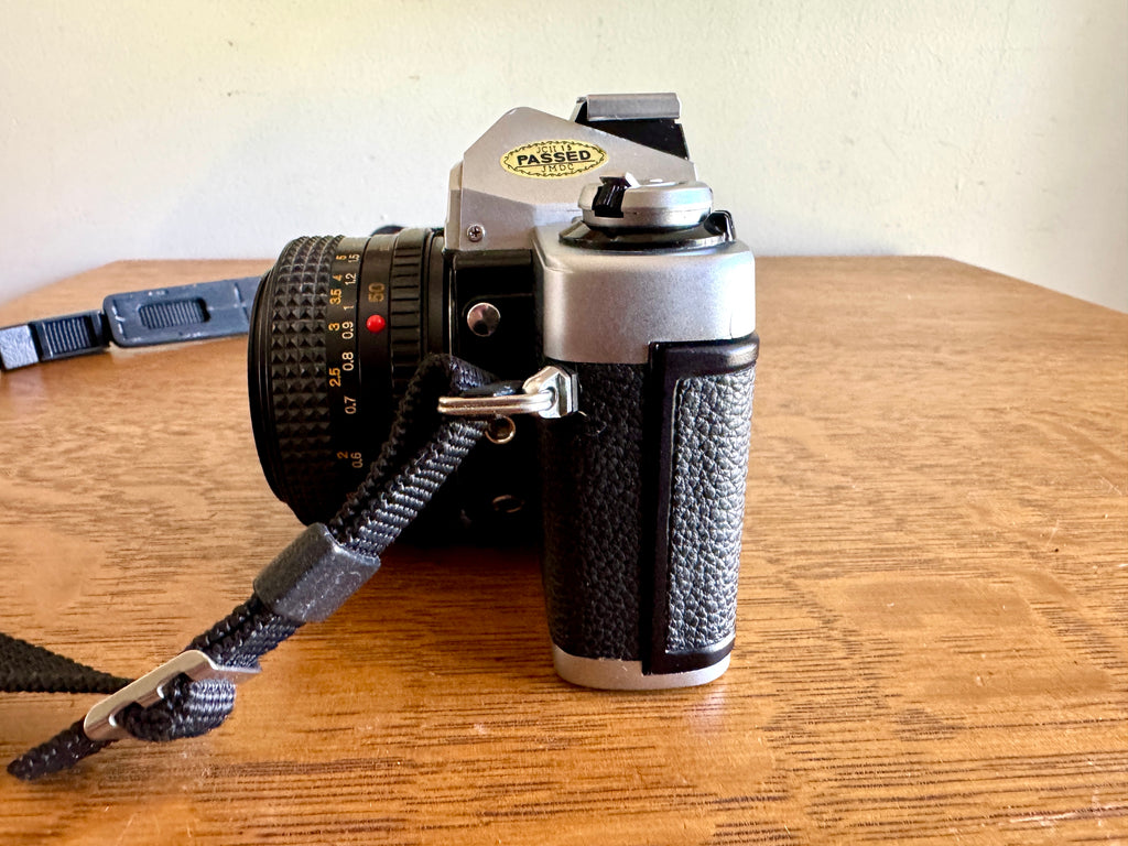 Vtg Minolta XG-1 35mm Film Camera ~ Minolta XG-1 SLR Manual 35MM Camera