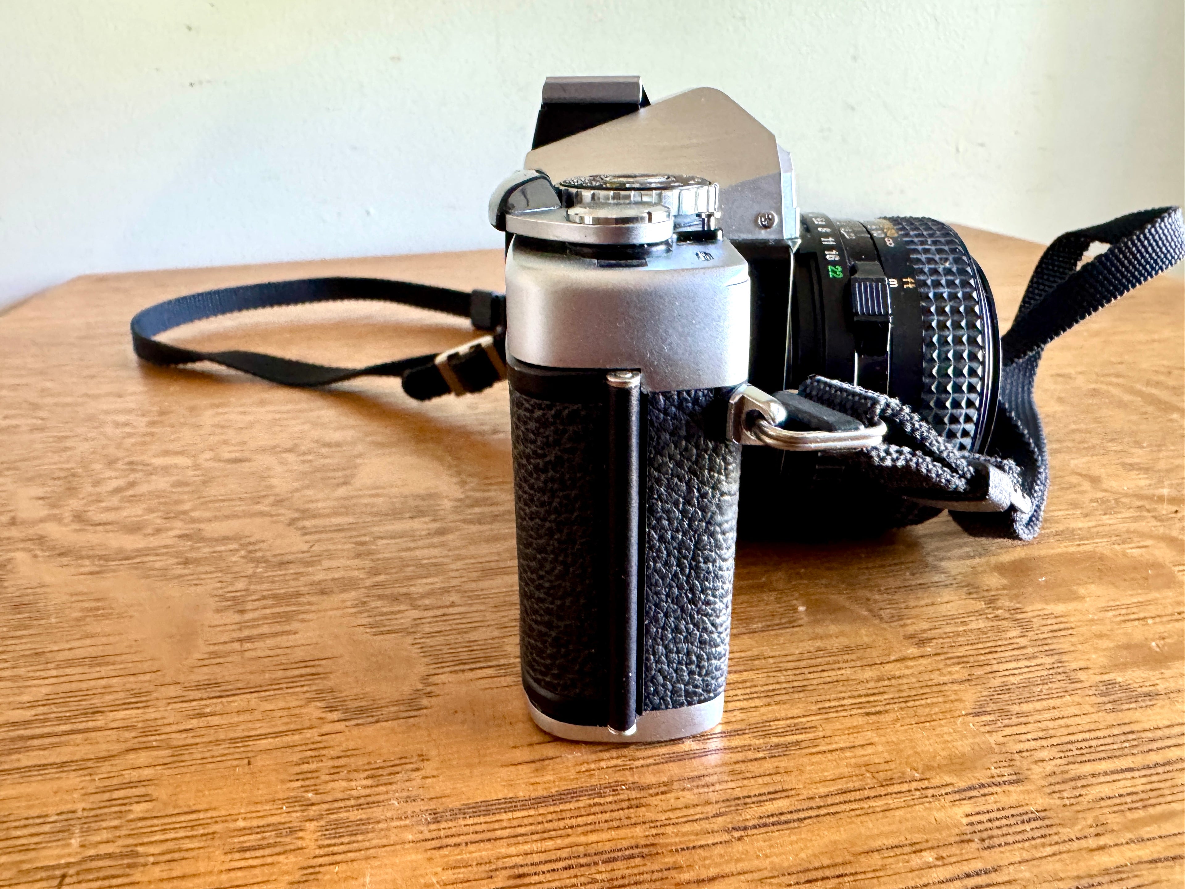 Vtg Minolta XG-1 35mm Film Camera ~ Minolta XG-1 SLR Manual 35MM Camera