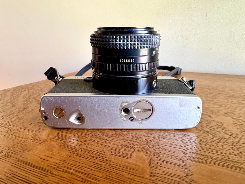 Vtg Minolta XG-1 35mm Film Camera ~ Minolta XG-1 SLR Manual 35MM Camera