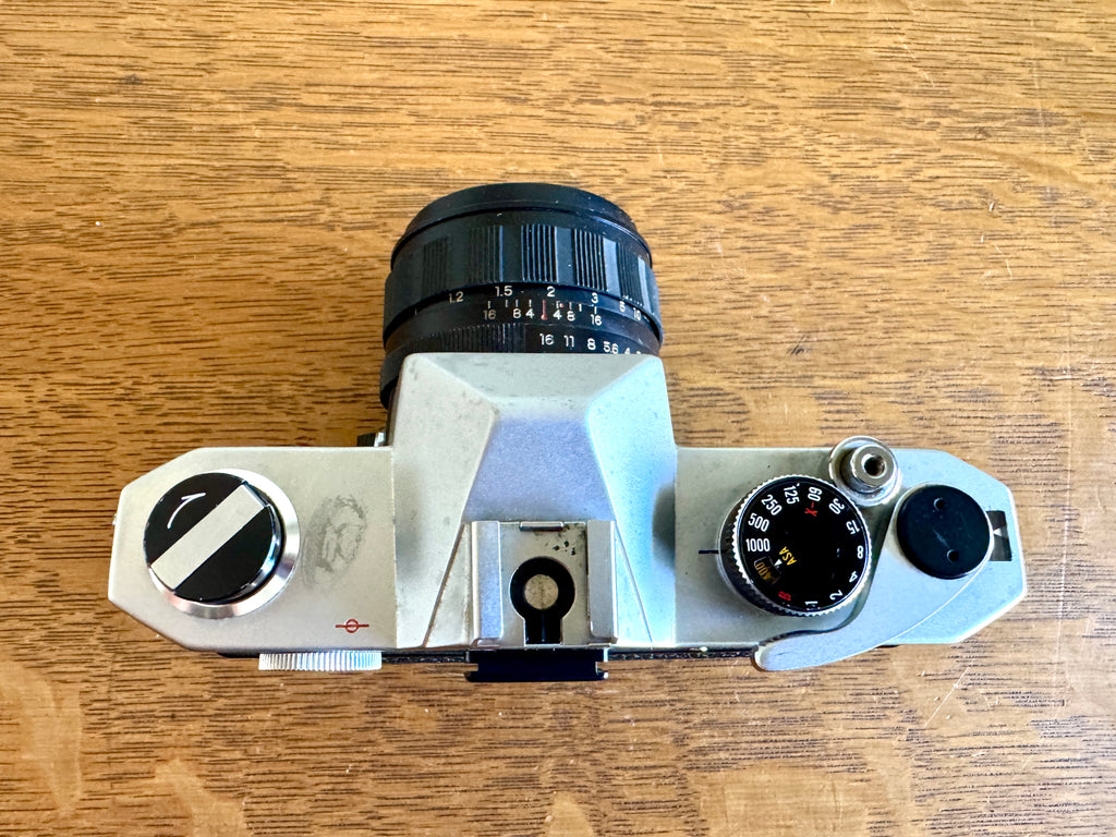 Vtg Yashica TL-Electro 35mm Film Camera (Untested)